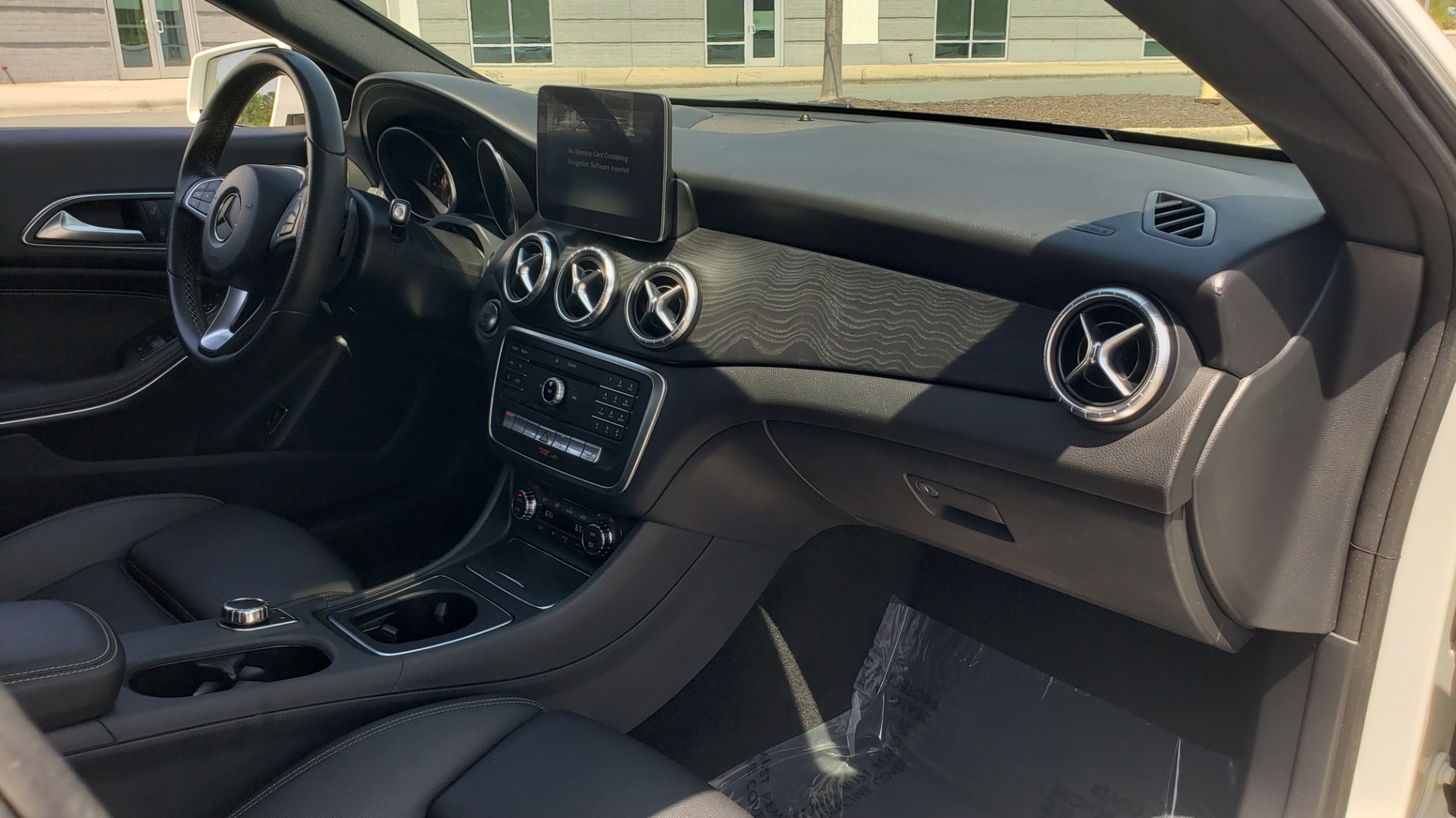 Used 2018 Mercedes-Benz CLA 250 4MATIC PREMIUM / PANO-ROOF / CONV PKG / APPLE / REARVIEW for sale Sold at Formula Imports in Charlotte NC 28227 65