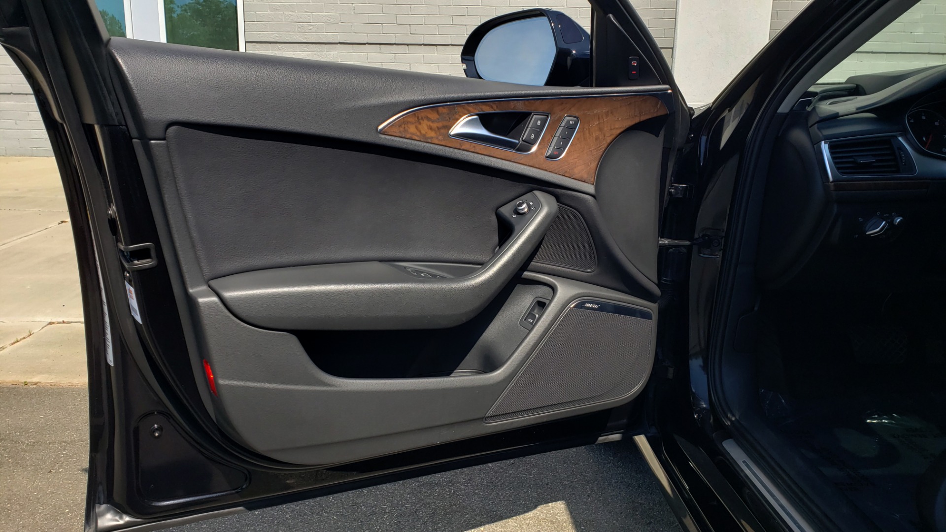 Used 2015 Audi A6 3.0T PRESTIGE / BLACK OPTIC / CLD WTHR / BOSE / HUD / SUNROOF for sale Sold at Formula Imports in Charlotte NC 28227 32
