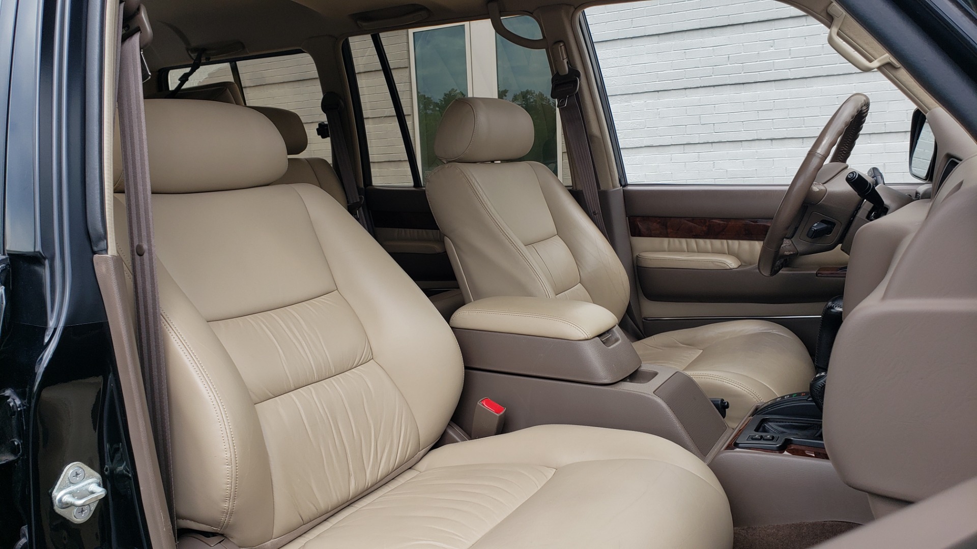 Used 1996 Lexus LX 450 for sale Sold at Formula Imports in Charlotte NC 28227 33