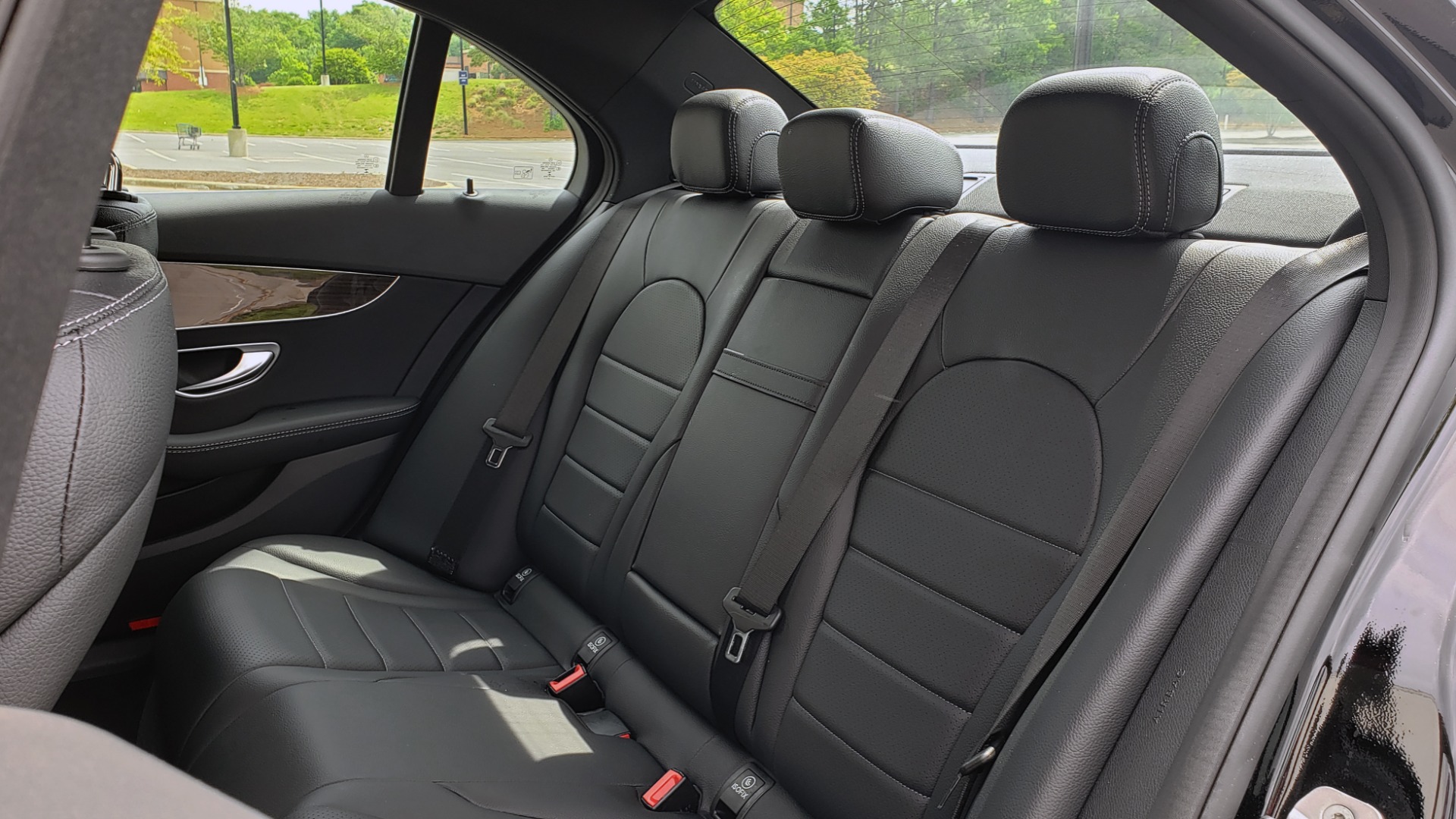 Used 2018 Mercedes-Benz C-CLASS C 300 PREMIUM / HTD STS / APPLE CARPLAY / 18IN WHEELS / REARVIEW for sale Sold at Formula Imports in Charlotte NC 28227 66