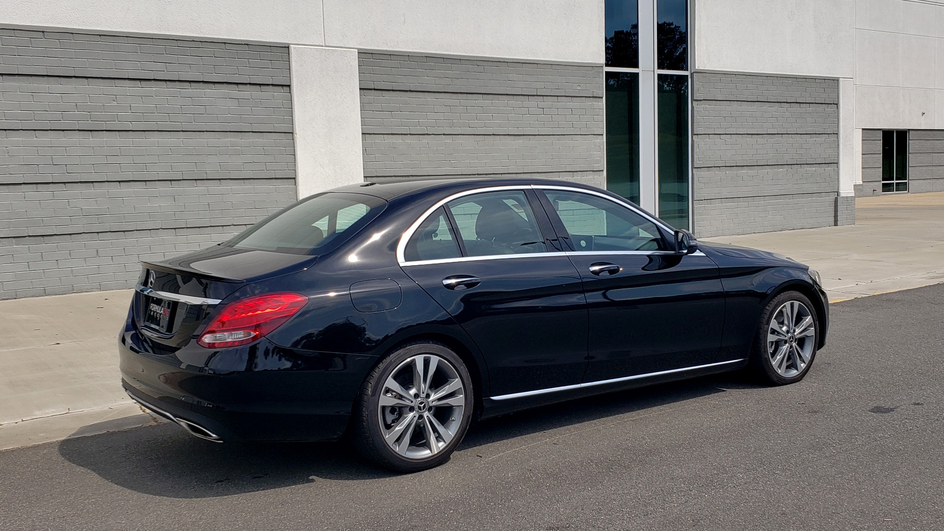 Used 2018 Mercedes-Benz C-CLASS C 300 PREMIUM / HTD STS / APPLE CARPLAY / 18IN WHEELS / REARVIEW for sale Sold at Formula Imports in Charlotte NC 28227 8
