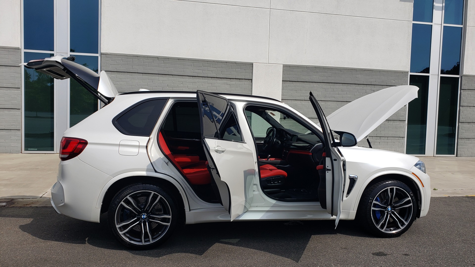 Used 2017 BMW X5 M EXECUTIVE PKG / NAV / DRVR ASST / BSM / HUD / HTD STS / WIFI for sale Sold at Formula Imports in Charlotte NC 28227 12