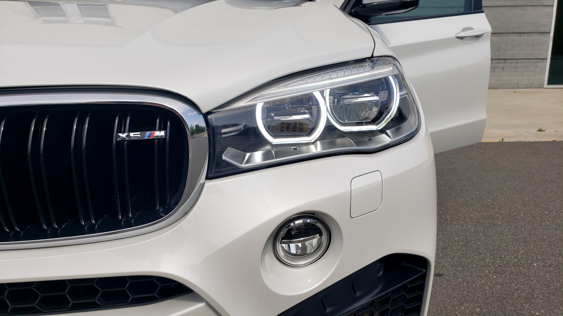 Used 2017 BMW X5 M EXECUTIVE PKG / NAV / DRVR ASST / BSM / HUD / HTD STS / WIFI for sale Sold at Formula Imports in Charlotte NC 28227 24