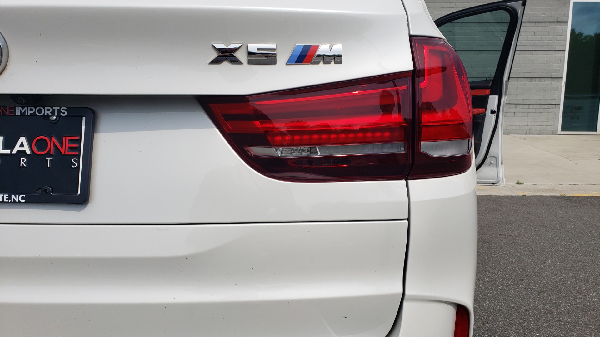 Used 2017 BMW X5 M EXECUTIVE PKG / NAV / DRVR ASST / BSM / HUD / HTD STS / WIFI for sale Sold at Formula Imports in Charlotte NC 28227 30