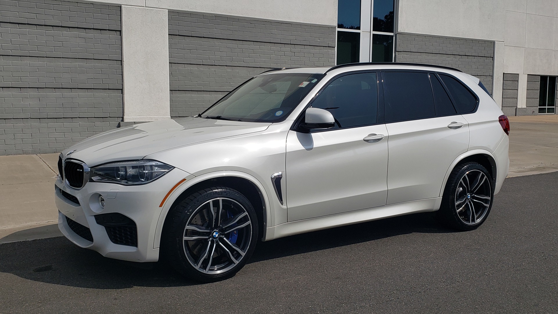 Used 2017 BMW X5 M EXECUTIVE PKG / NAV / DRVR ASST / BSM / HUD / HTD STS / WIFI for sale Sold at Formula Imports in Charlotte NC 28227 6