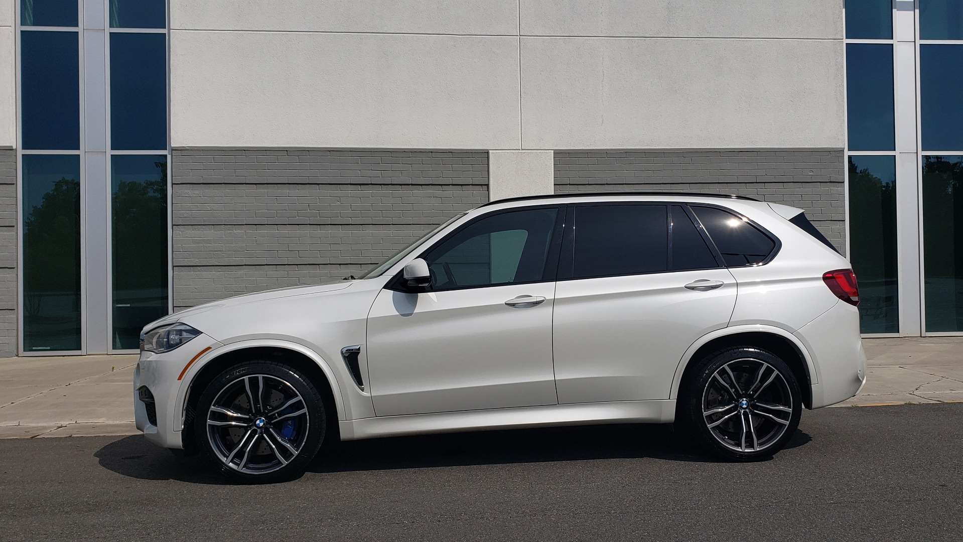 Used 2017 BMW X5 M EXECUTIVE PKG / NAV / DRVR ASST / BSM / HUD / HTD STS / WIFI for sale Sold at Formula Imports in Charlotte NC 28227 7