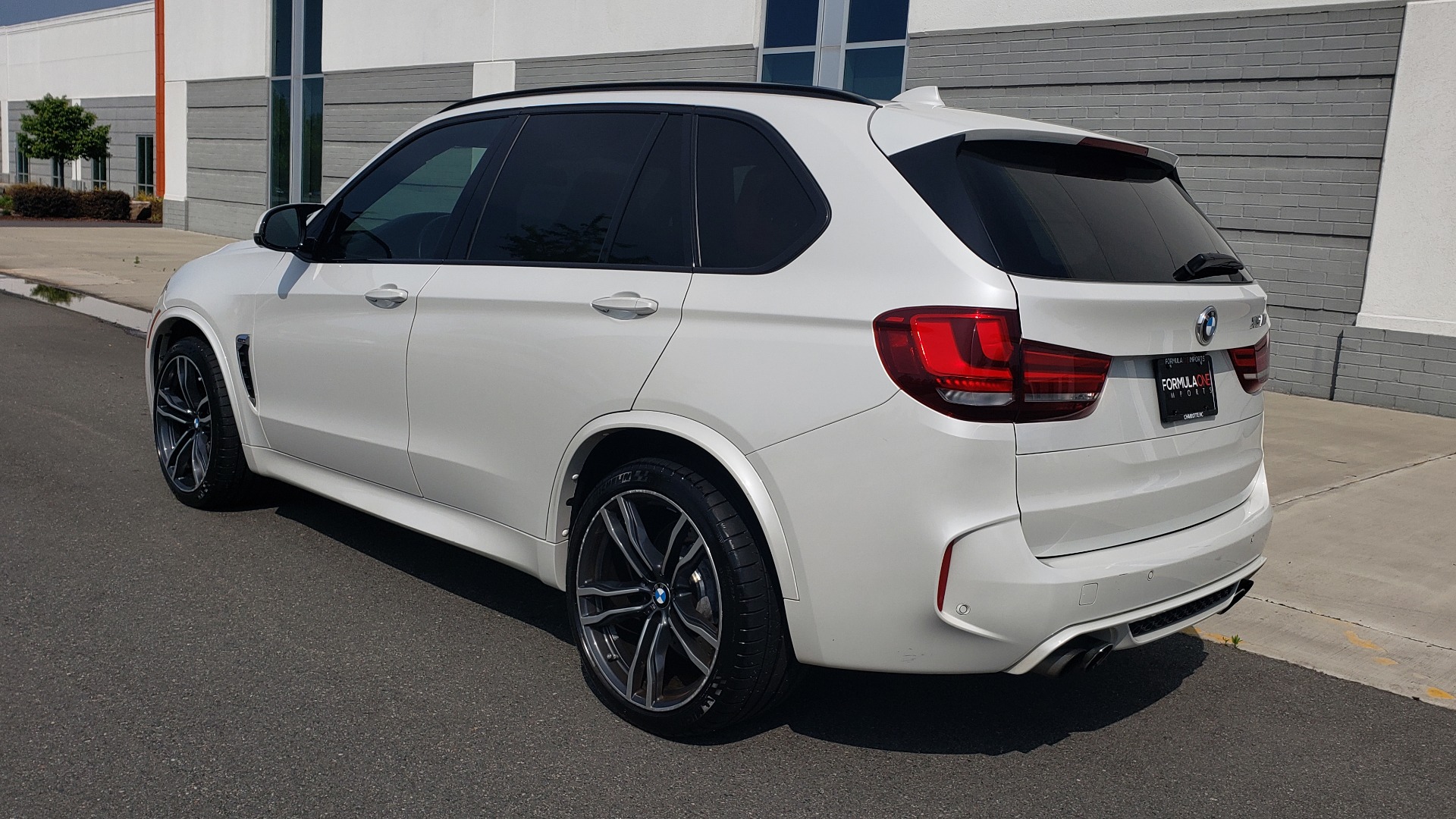 Used 2017 BMW X5 M EXECUTIVE PKG / NAV / DRVR ASST / BSM / HUD / HTD STS / WIFI for sale Sold at Formula Imports in Charlotte NC 28227 8