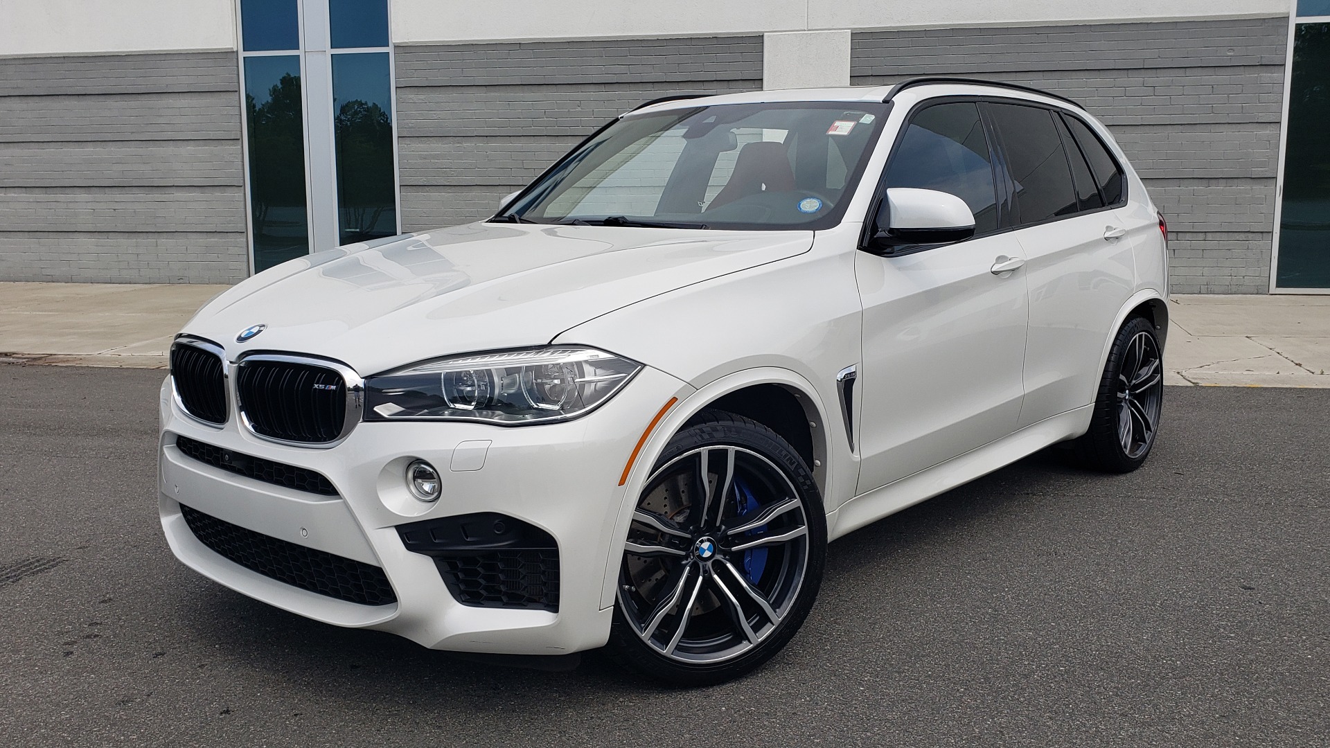 Used 2017 BMW X5 M EXECUTIVE PKG / NAV / DRVR ASST / BSM / HUD / HTD STS / WIFI for sale Sold at Formula Imports in Charlotte NC 28227 1