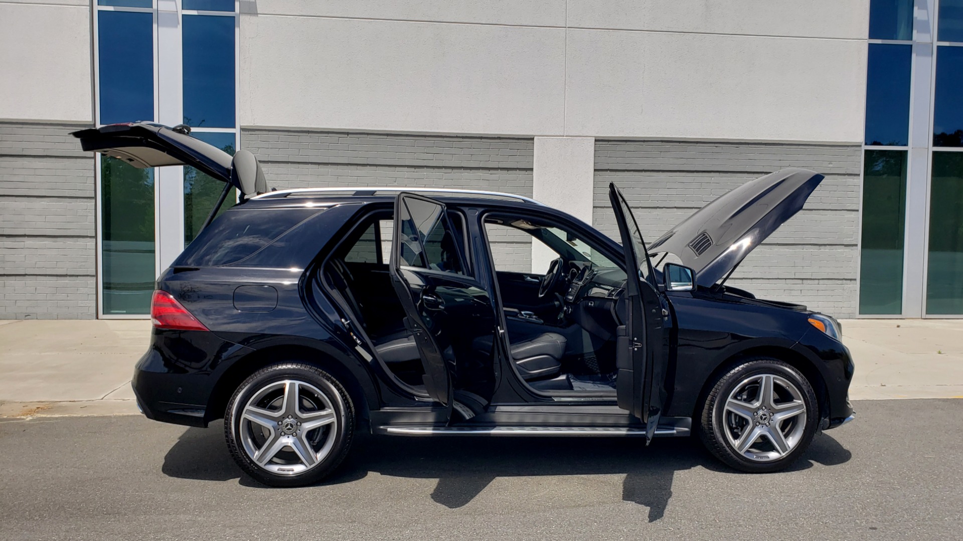 Used 2018 Mercedes-Benz GLE 350 PREMIUM / NAV / H/K SOUND / SUNROOF / REARVIEW for sale Sold at Formula Imports in Charlotte NC 28227 12