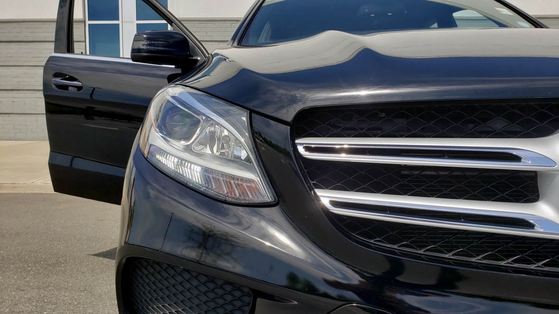 Used 2018 Mercedes-Benz GLE 350 PREMIUM / NAV / H/K SOUND / SUNROOF / REARVIEW for sale Sold at Formula Imports in Charlotte NC 28227 27