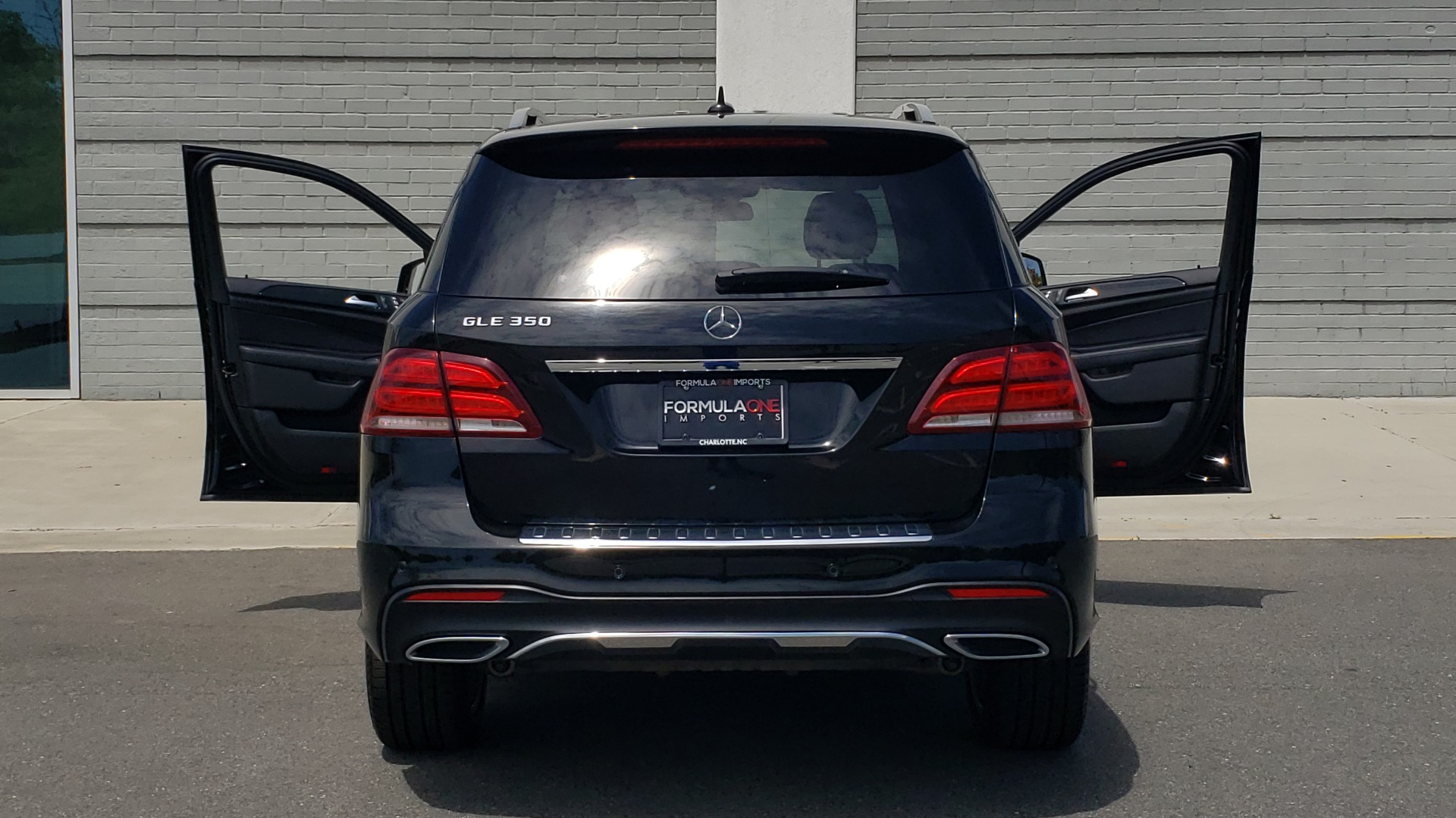 Used 2018 Mercedes-Benz GLE 350 PREMIUM / NAV / H/K SOUND / SUNROOF / REARVIEW for sale Sold at Formula Imports in Charlotte NC 28227 32