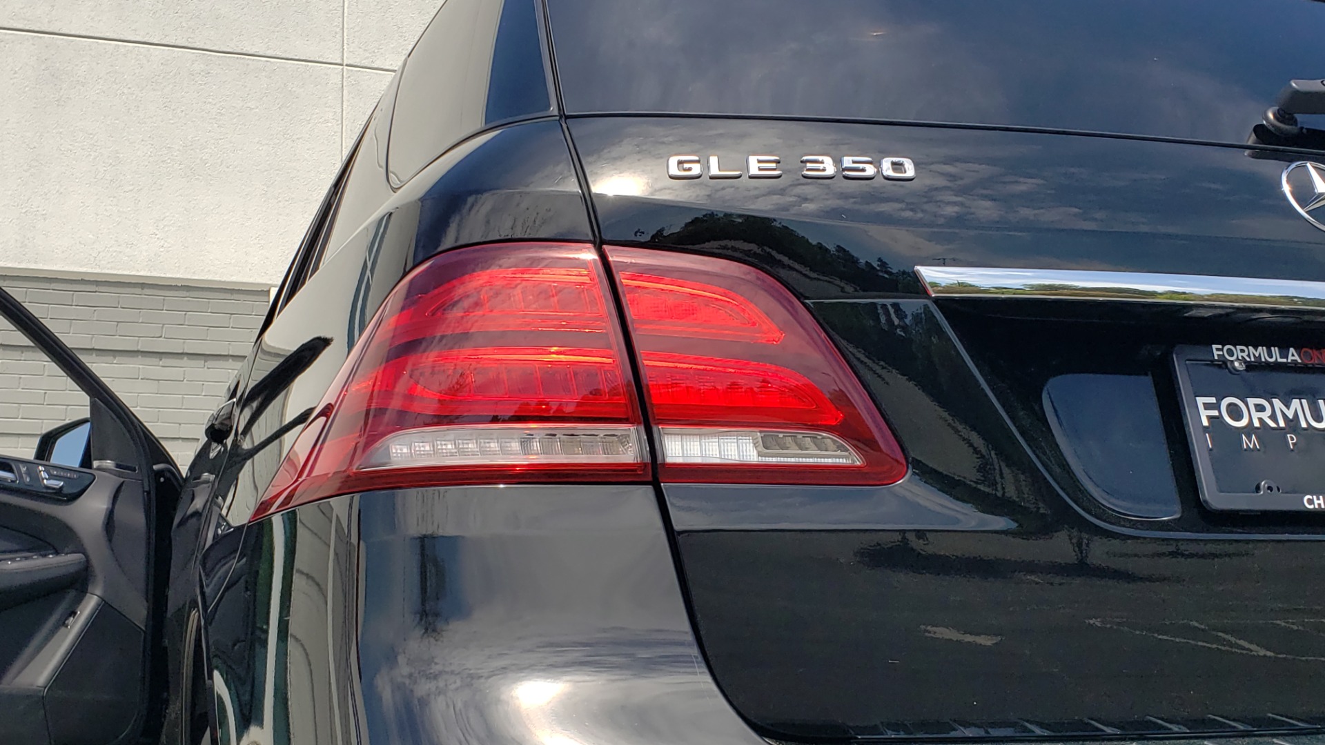 Used 2018 Mercedes-Benz GLE 350 PREMIUM / NAV / H/K SOUND / SUNROOF / REARVIEW for sale Sold at Formula Imports in Charlotte NC 28227 33
