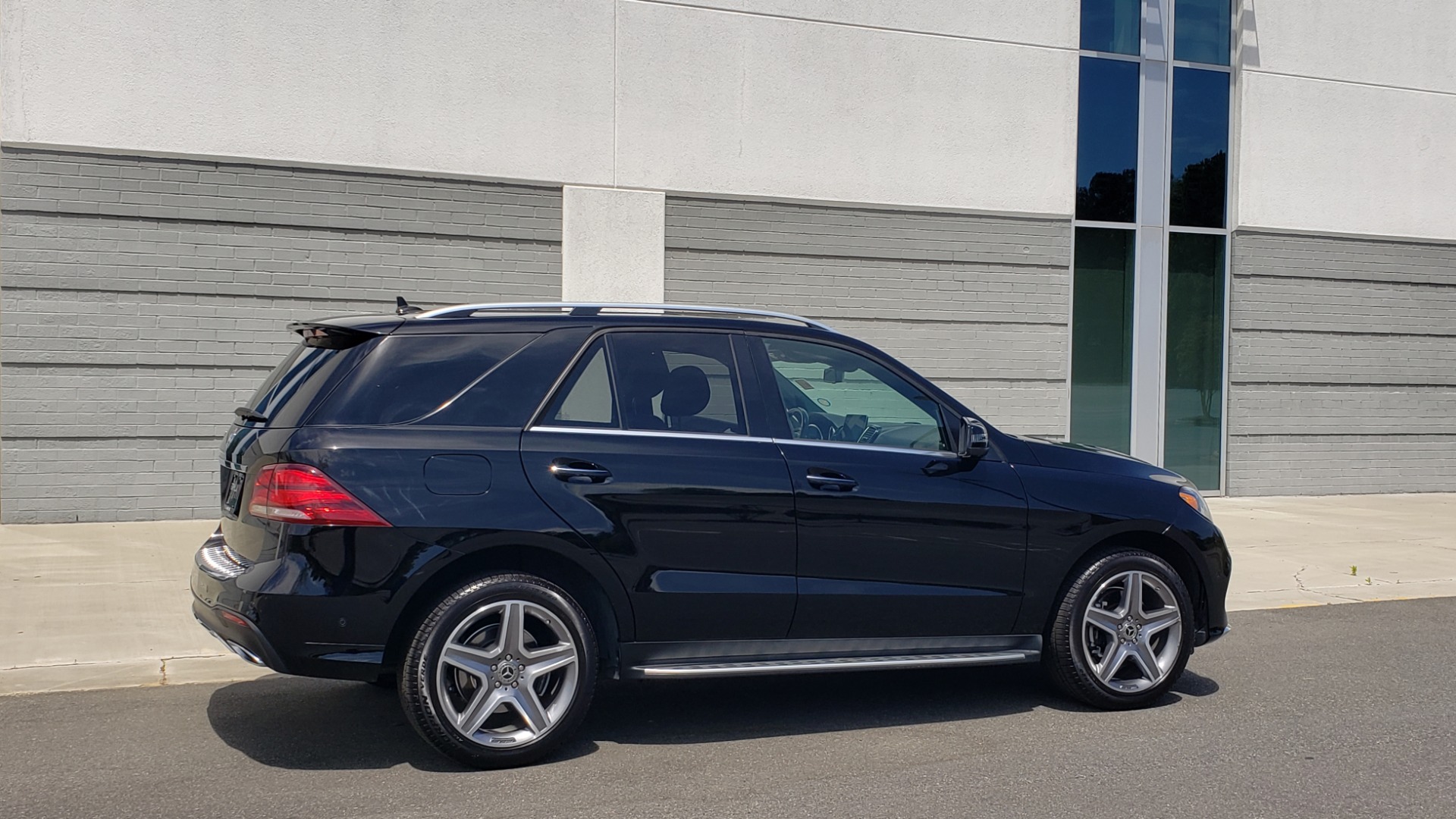 Used 2018 Mercedes-Benz GLE 350 PREMIUM / NAV / H/K SOUND / SUNROOF / REARVIEW for sale Sold at Formula Imports in Charlotte NC 28227 7