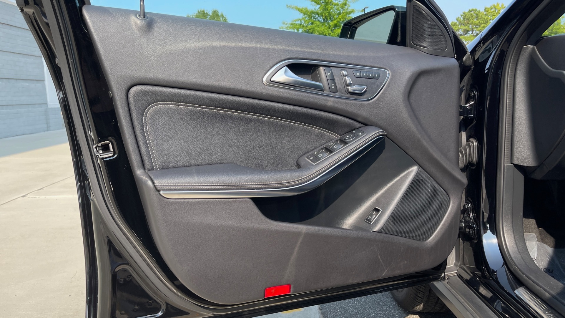 Used 2018 Mercedes-Benz GLA 250 SUV / GARMIN MAP PILOT / 18IN WHEELS / REARVIEW for sale Sold at Formula Imports in Charlotte NC 28227 24