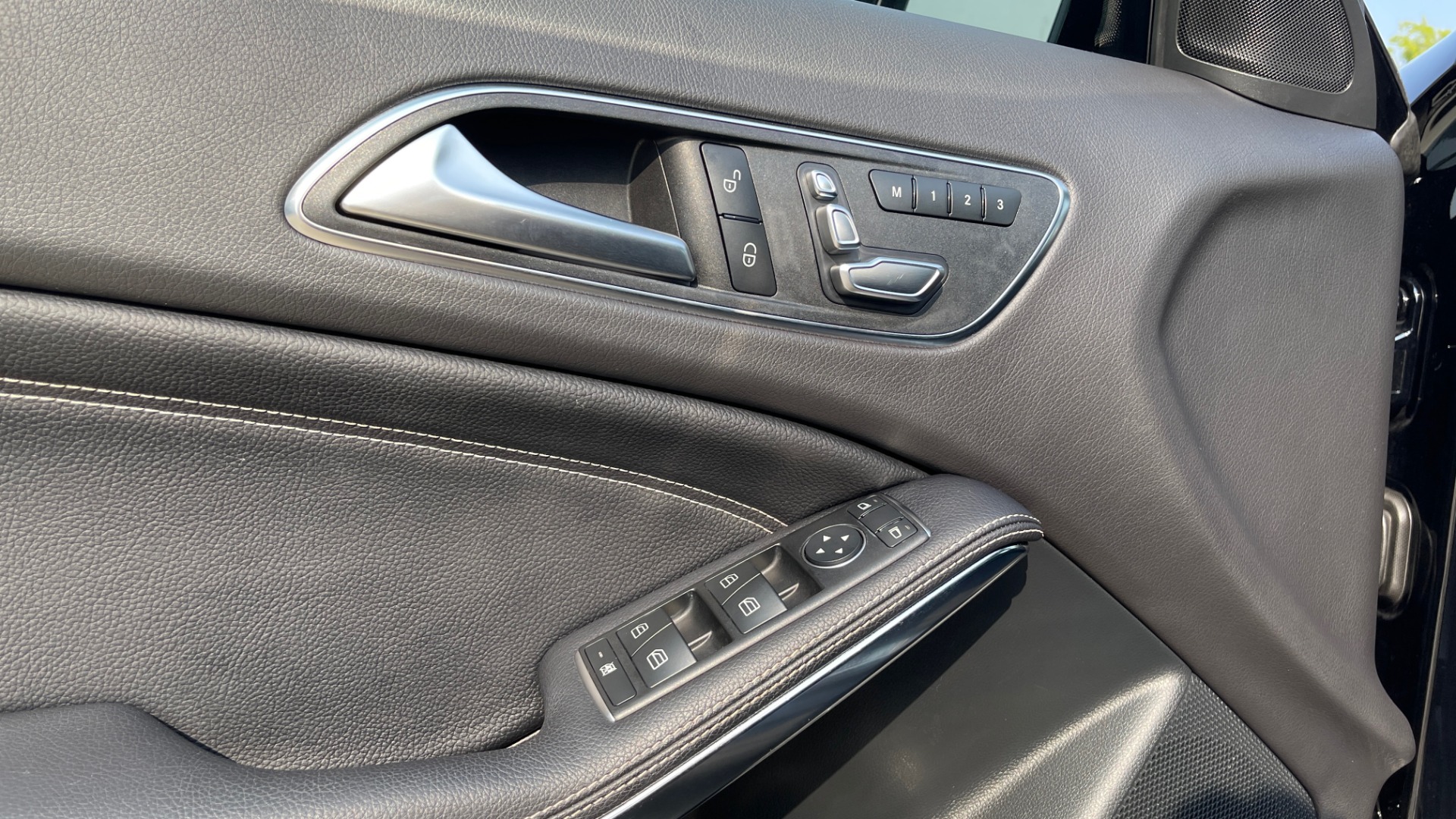 Used 2018 Mercedes-Benz GLA 250 SUV / GARMIN MAP PILOT / 18IN WHEELS / REARVIEW for sale Sold at Formula Imports in Charlotte NC 28227 25