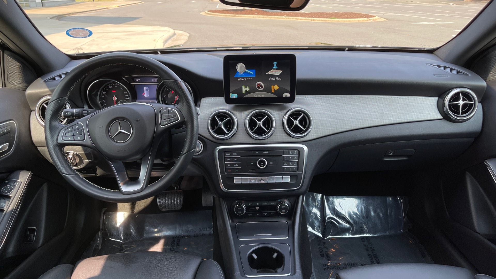 Used 2018 Mercedes-Benz GLA 250 SUV / GARMIN MAP PILOT / 18IN WHEELS / REARVIEW for sale Sold at Formula Imports in Charlotte NC 28227 49