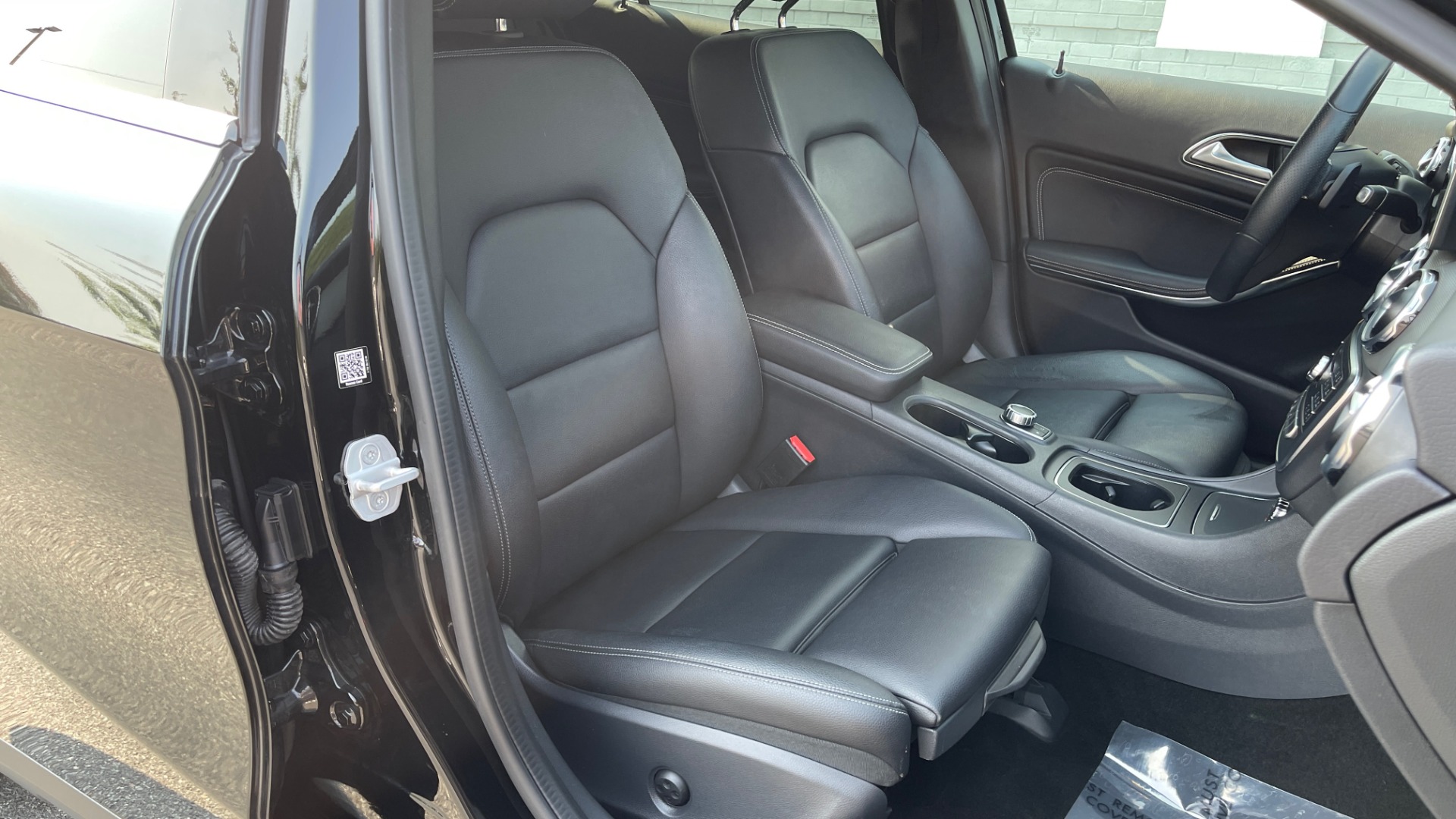 Used 2018 Mercedes-Benz GLA 250 SUV / GARMIN MAP PILOT / 18IN WHEELS / REARVIEW for sale Sold at Formula Imports in Charlotte NC 28227 56
