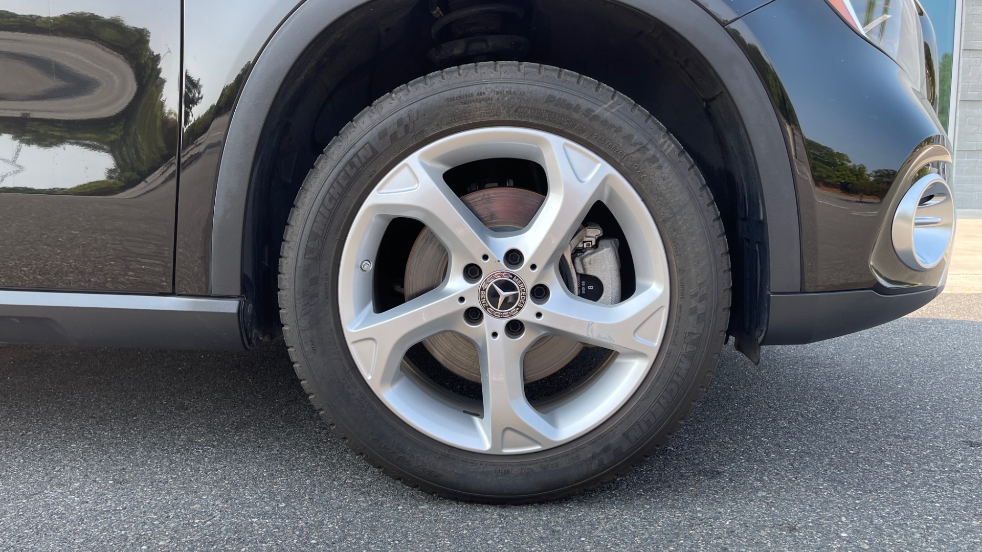 Used 2018 Mercedes-Benz GLA 250 SUV / GARMIN MAP PILOT / 18IN WHEELS / REARVIEW for sale Sold at Formula Imports in Charlotte NC 28227 60