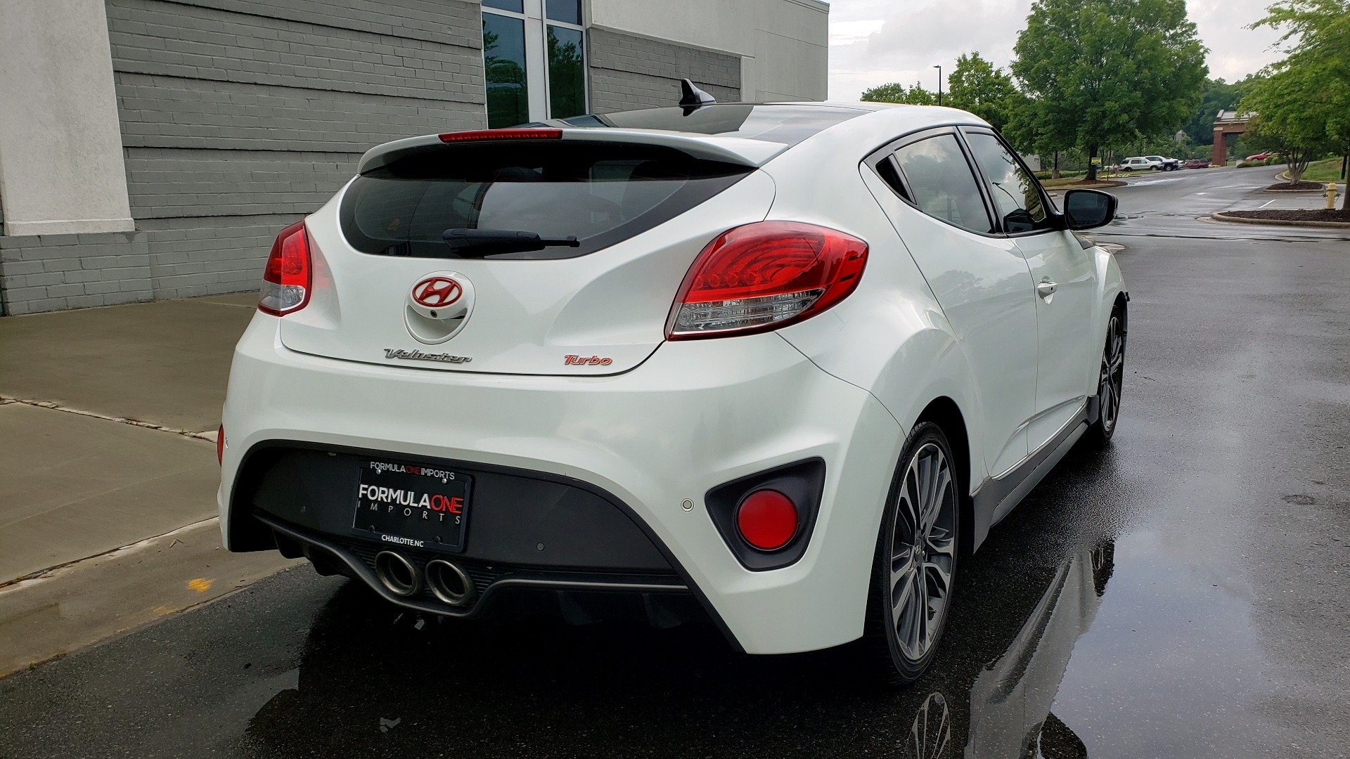 Used 2016 Hyundai Veloster Turbo for sale Sold at Formula Imports in Charlotte NC 28227 10
