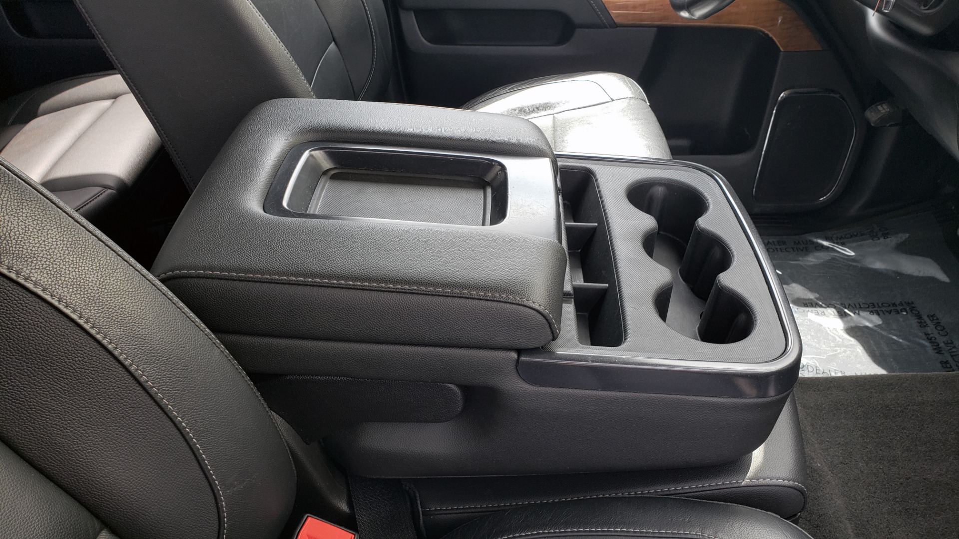 Used 2018 Chevrolet SILVERADO 1500 LTZ 1LZ / 5.3L V8 / 2WD / 6-SPD AUTO / DOUBLECAB / REARVIEW for sale Sold at Formula Imports in Charlotte NC 28227 62