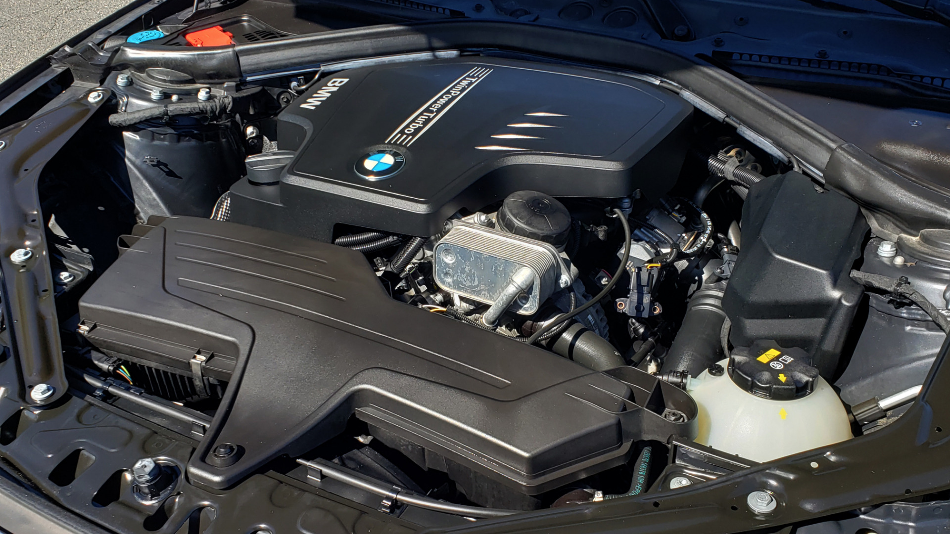 Used 2016 BMW 4 Series 428i / PREMIUM PKG / DRVR ASST / BACK-UP CAMERA for sale Sold at Formula Imports in Charlotte NC 28227 17