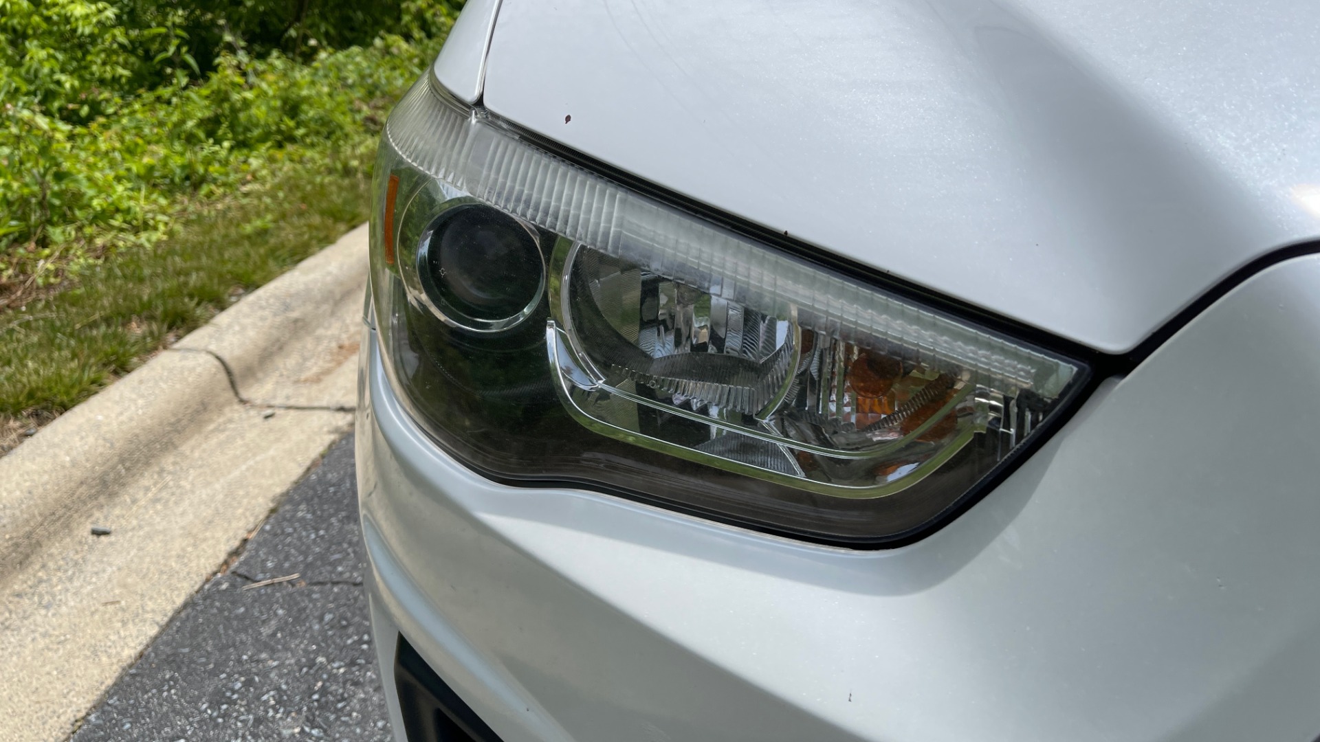 Used 2014 Mitsubishi OUTLANDER SPORT ES 2WD / 2.0L / CVT TRANS / 18IN WHEELS / 31MPG for sale Sold at Formula Imports in Charlotte NC 28227 11
