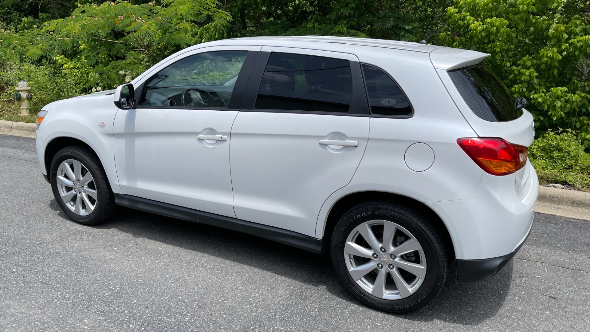 Used 2014 Mitsubishi OUTLANDER SPORT ES 2WD / 2.0L / CVT TRANS / 18IN WHEELS / 31MPG for sale Sold at Formula Imports in Charlotte NC 28227 2