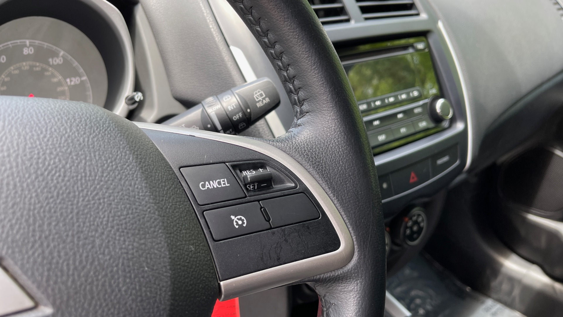 Used 2014 Mitsubishi OUTLANDER SPORT ES 2WD / 2.0L / CVT TRANS / 18IN WHEELS / 31MPG for sale Sold at Formula Imports in Charlotte NC 28227 30