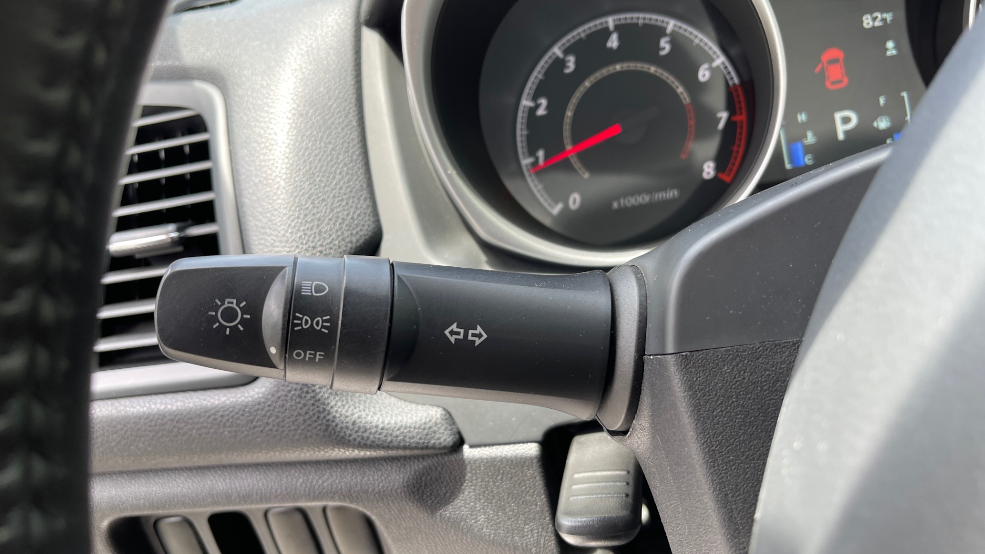 Used 2014 Mitsubishi OUTLANDER SPORT ES 2WD / 2.0L / CVT TRANS / 18IN WHEELS / 31MPG for sale Sold at Formula Imports in Charlotte NC 28227 32