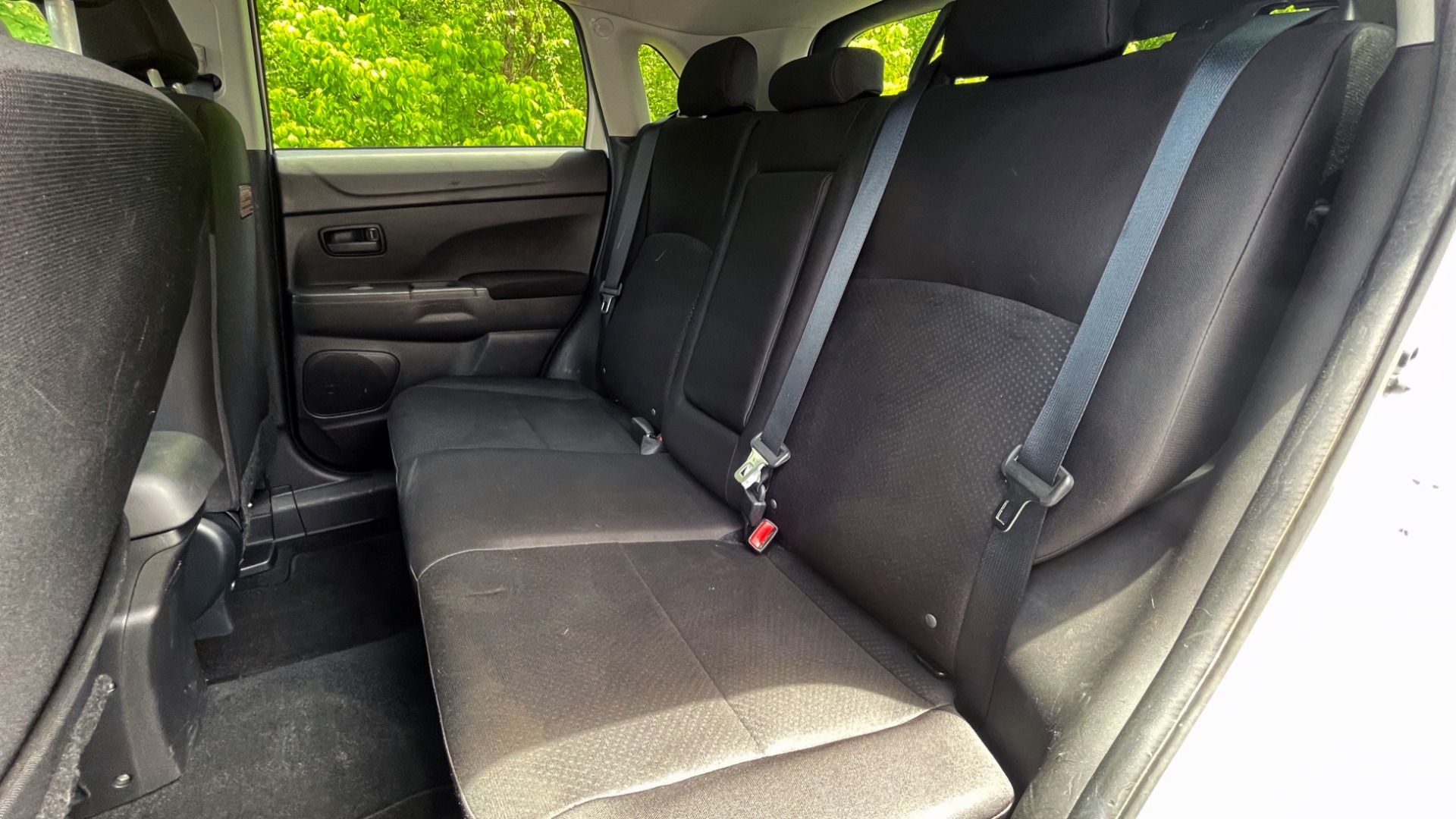 Used 2014 Mitsubishi OUTLANDER SPORT ES 2WD / 2.0L / CVT TRANS / 18IN WHEELS / 31MPG for sale Sold at Formula Imports in Charlotte NC 28227 47