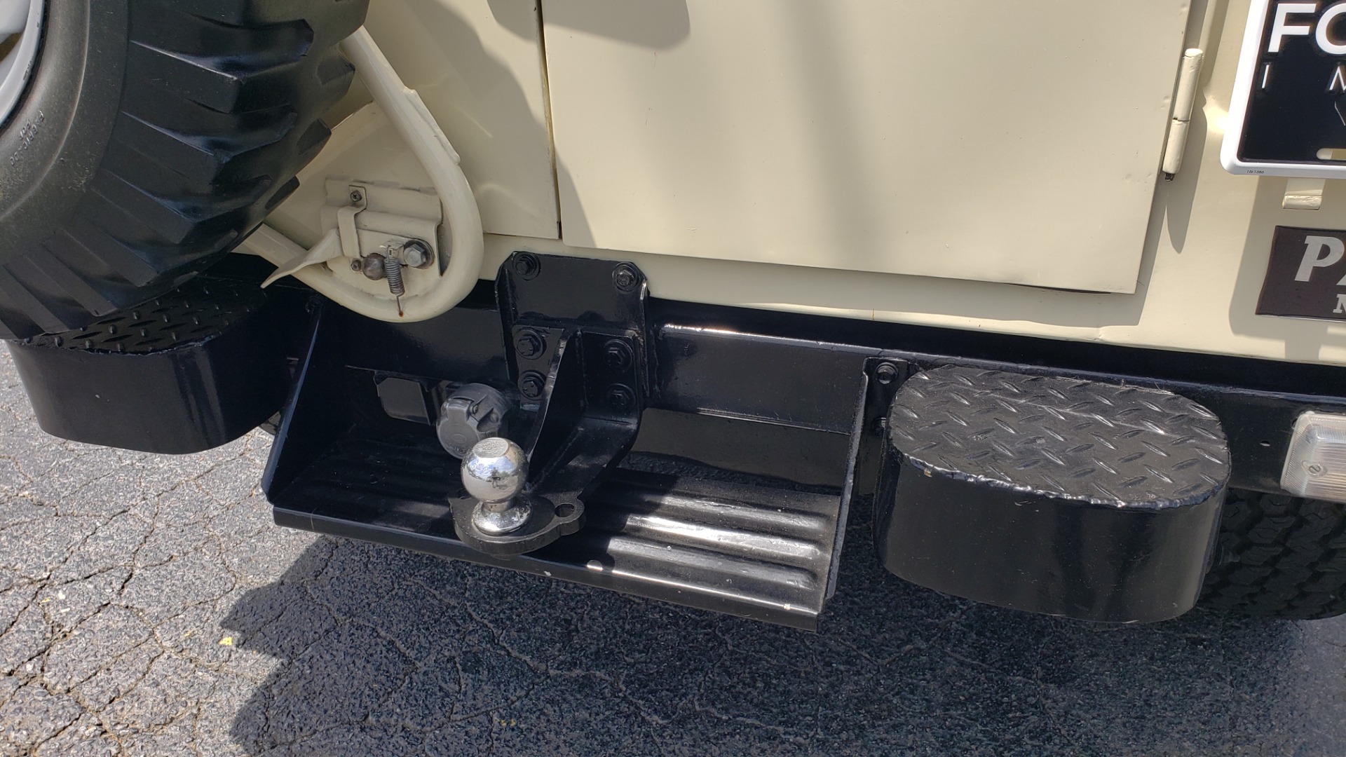 Used 1978 Nissan PATROL 4x4 / SOFT-TOP / 6-CYL / MANUAL / SEATS-9 / FULLY RESTORED for sale Sold at Formula Imports in Charlotte NC 28227 12