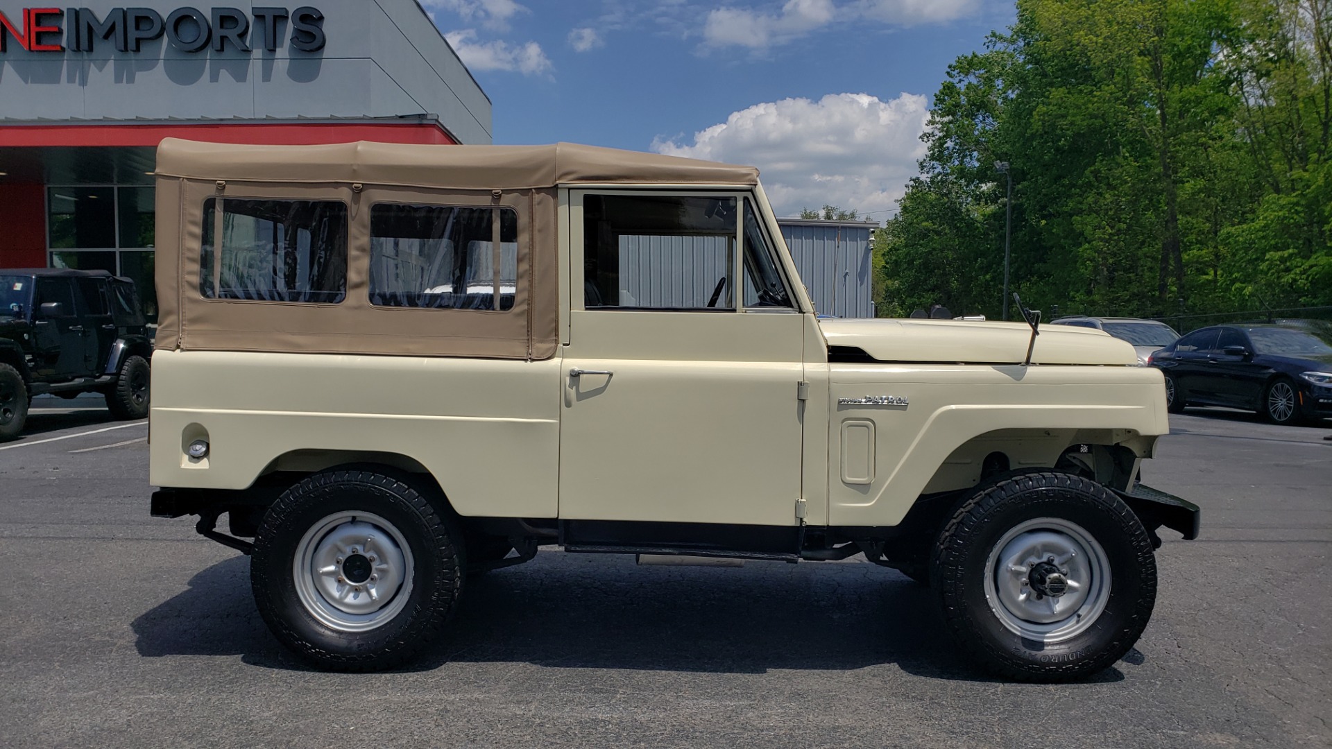 Used 1978 Nissan PATROL 4x4 / SOFT-TOP / 6-CYL / MANUAL / SEATS-9 / FULLY RESTORED for sale Sold at Formula Imports in Charlotte NC 28227 4