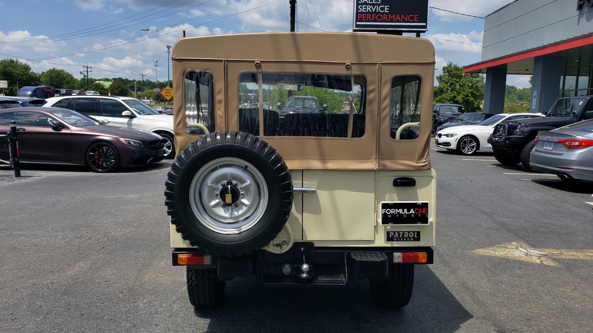 Used 1978 Nissan PATROL 4x4 / SOFT-TOP / 6-CYL / MANUAL / SEATS-9 / FULLY RESTORED for sale Sold at Formula Imports in Charlotte NC 28227 8