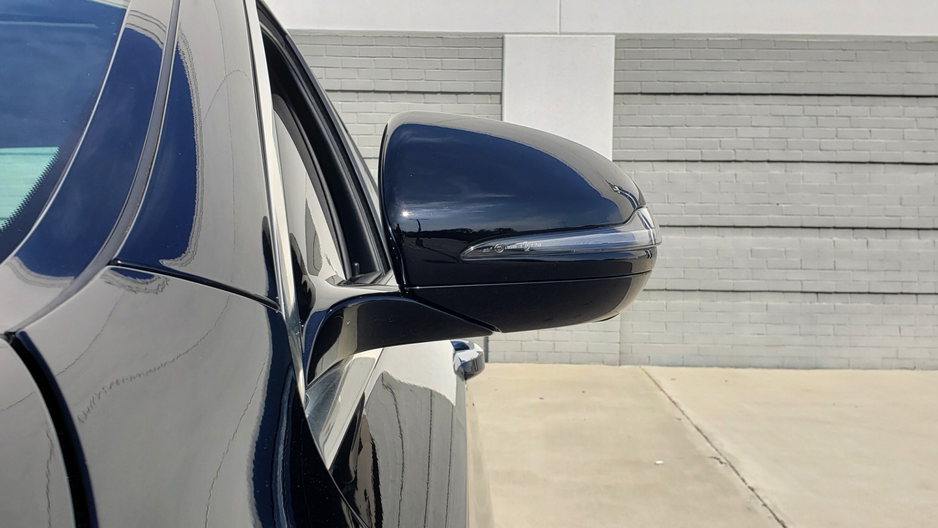 Used 2018 Mercedes-Benz E-CLASS E 300 PREMIUM / 4MATIC / NAV / SUNROOF / H/K SND / REARVIEW for sale Sold at Formula Imports in Charlotte NC 28227 25