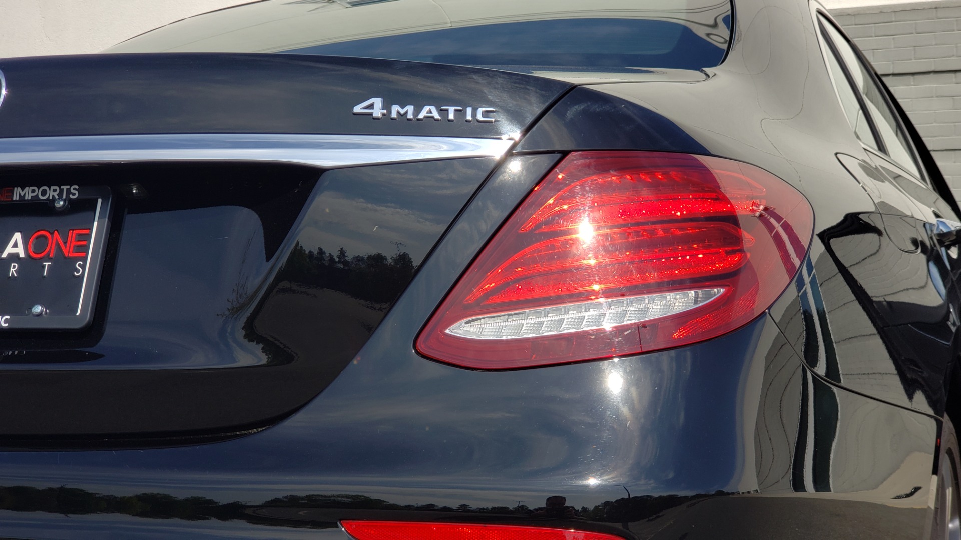 Used 2018 Mercedes-Benz E-CLASS E 300 PREMIUM / 4MATIC / NAV / SUNROOF / H/K SND / REARVIEW for sale Sold at Formula Imports in Charlotte NC 28227 28