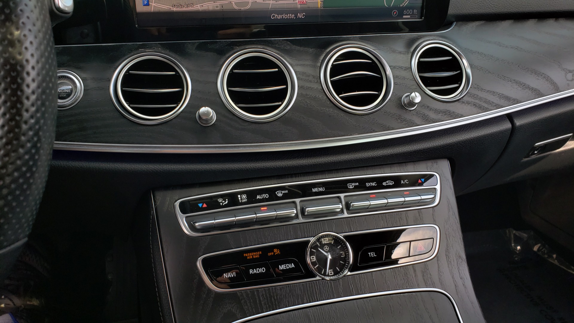 Used 2018 Mercedes-Benz E-CLASS E 300 PREMIUM / 4MATIC / NAV / SUNROOF / H/K SND / REARVIEW for sale Sold at Formula Imports in Charlotte NC 28227 42