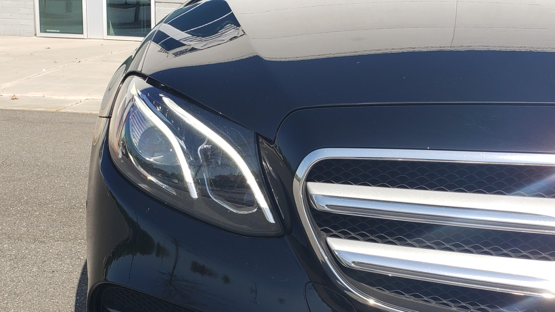 Used 2018 Mercedes-Benz E-CLASS E 300 4MATIC PREMIUM / NAV / BURMESTER SND / BSM / REARVIEW for sale Sold at Formula Imports in Charlotte NC 28227 24