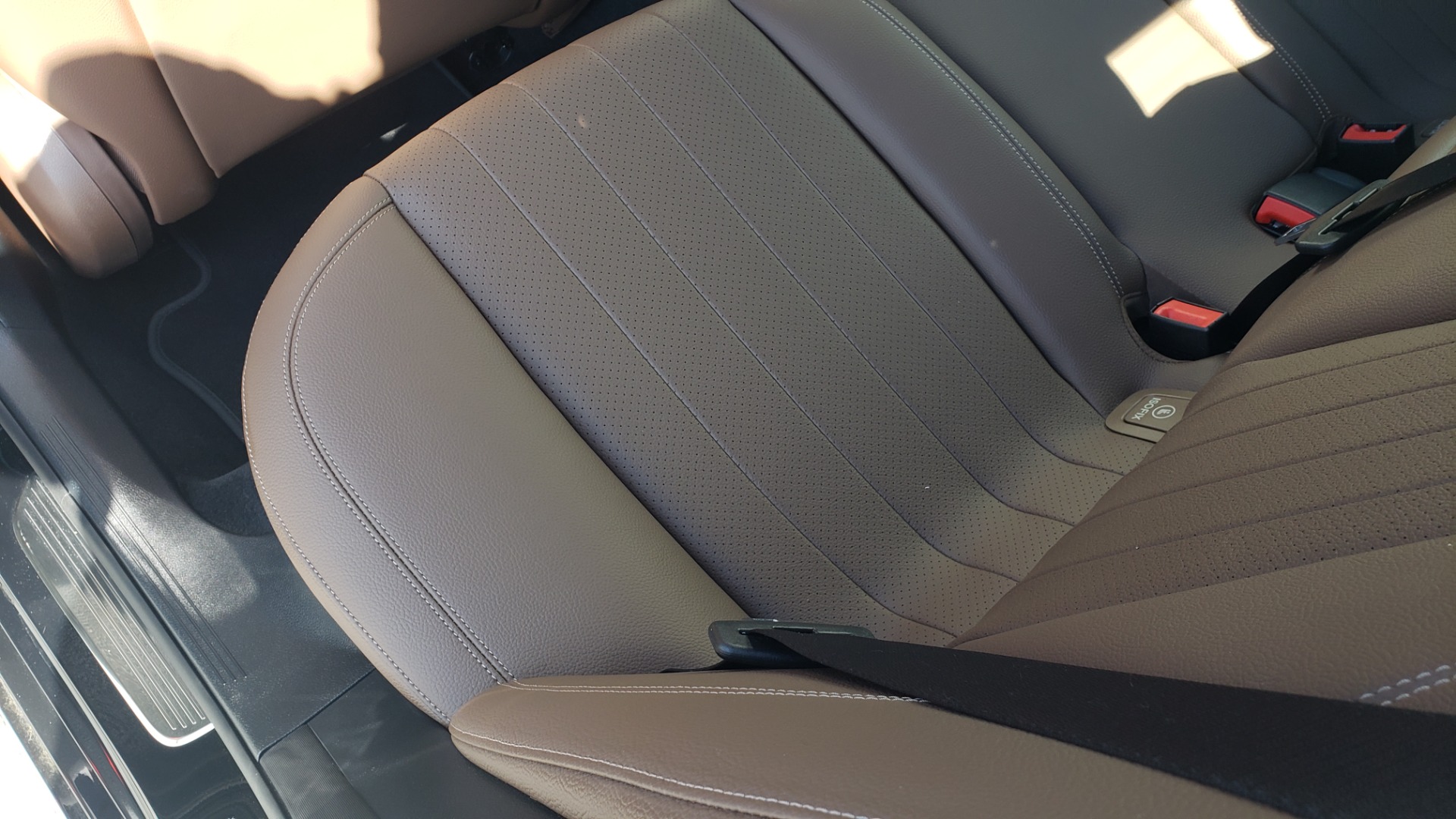 Used 2018 Mercedes-Benz E-CLASS E 300 4MATIC PREMIUM / NAV / BURMESTER SND / BSM / REARVIEW for sale Sold at Formula Imports in Charlotte NC 28227 60