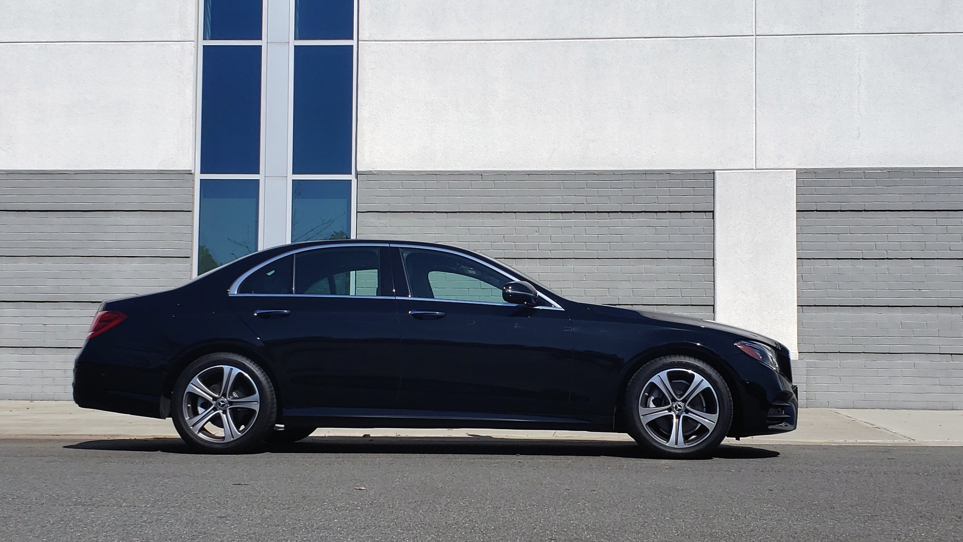 Used 2018 Mercedes-Benz E-CLASS E 300 4MATIC PREMIUM / NAV / BURMESTER SND / BSM / REARVIEW for sale Sold at Formula Imports in Charlotte NC 28227 8