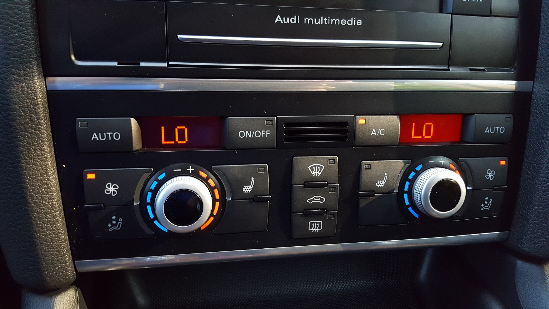 Used 2015 Audi Q7 3.0T PREMIUM PLUS TIPTRONIC / NAV / OFFROAD PLUS / WARM WEATHER / COLD WEAT for sale Sold at Formula Imports in Charlotte NC 28227 52