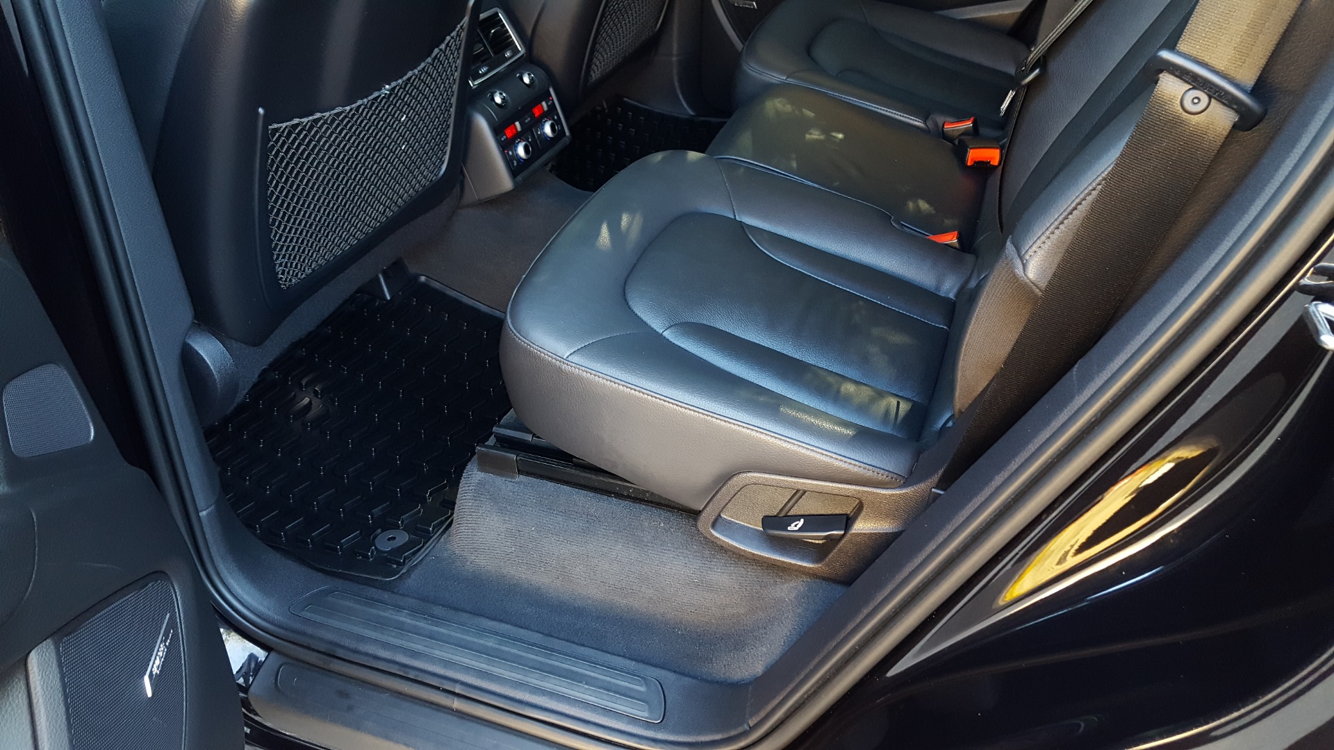 Used 2015 Audi Q7 3.0T PREMIUM PLUS TIPTRONIC / NAV / OFFROAD PLUS / WARM WEATHER / COLD WEAT for sale Sold at Formula Imports in Charlotte NC 28227 67