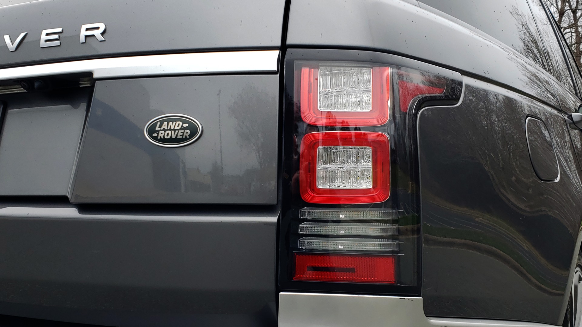 Used 2016 Land Rover RANGE ROVER SUPERCHARGED V8 / NAV / PANO-ROOF / MERIDIAN SND / REARVIEW for sale Sold at Formula Imports in Charlotte NC 28227 33