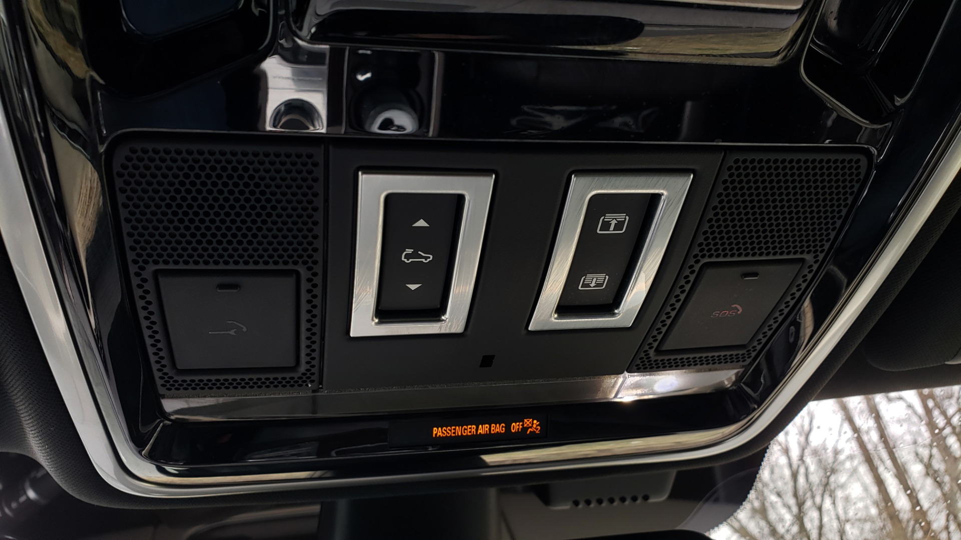 Used 2016 Land Rover RANGE ROVER SUPERCHARGED V8 / NAV / PANO-ROOF / MERIDIAN SND / REARVIEW for sale Sold at Formula Imports in Charlotte NC 28227 55