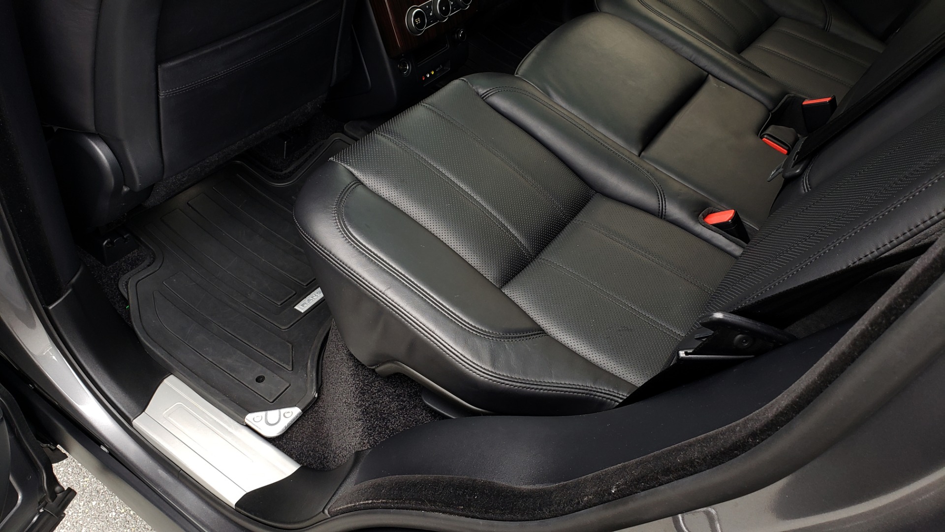 Used 2016 Land Rover Range Rover Supercharged for sale $54,995 at Formula Imports in Charlotte NC 28227 61