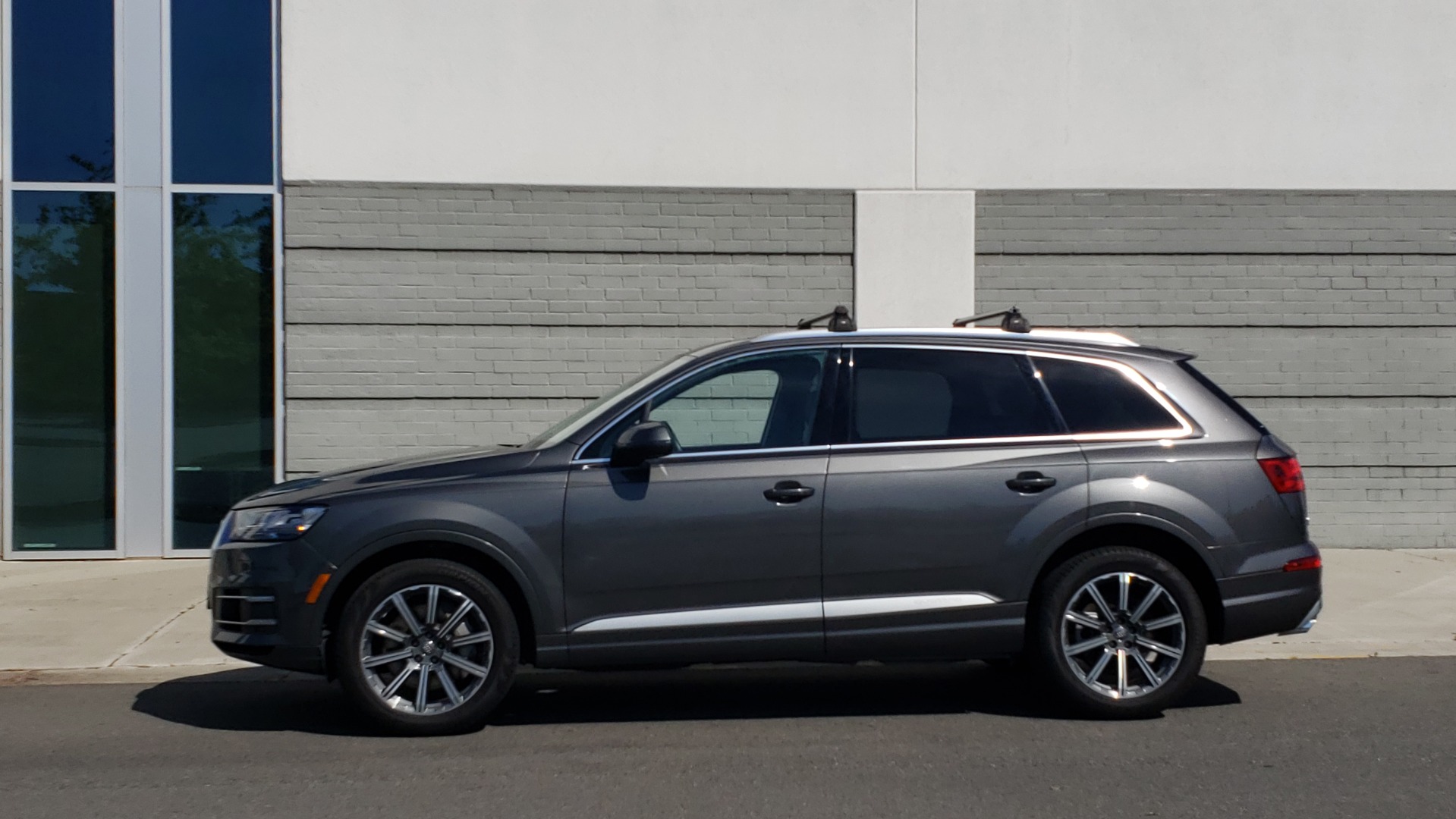 Used 2018 Audi Q7 PREMIUM PLUS TIPTRONIC / NAV / SUNROOF / VISION PKG / CLD WTHR / REARVIEW for sale Sold at Formula Imports in Charlotte NC 28227 4