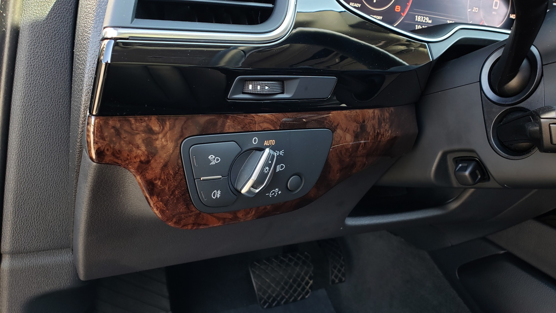 Used 2018 Audi Q7 PREMIUM PLUS TIPTRONIC / NAV / SUNROOF / VISION PKG / CLD WTHR / REARVIEW for sale Sold at Formula Imports in Charlotte NC 28227 42