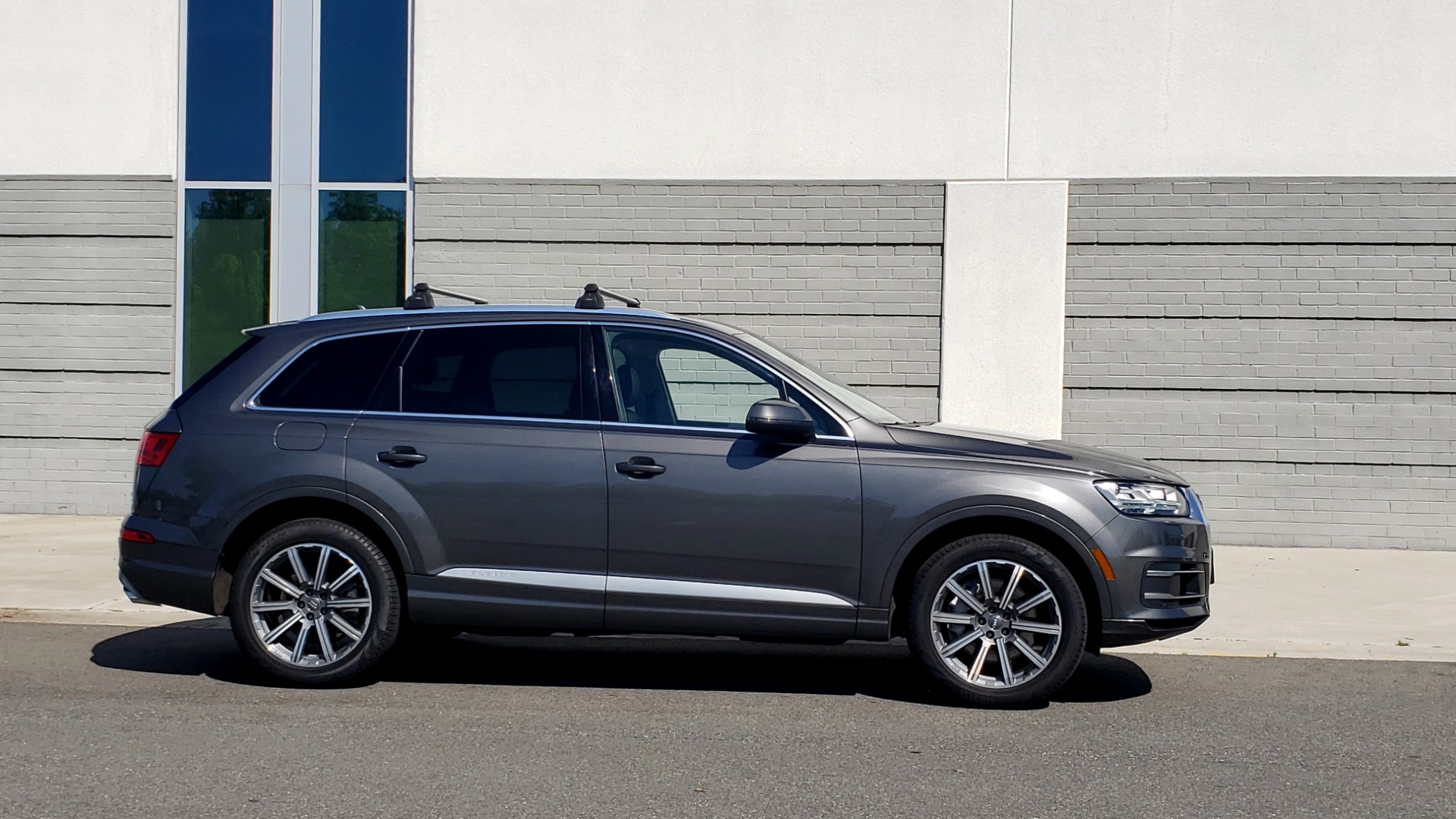 Used 2018 Audi Q7 PREMIUM PLUS TIPTRONIC / NAV / SUNROOF / VISION PKG / CLD WTHR / REARVIEW for sale Sold at Formula Imports in Charlotte NC 28227 9