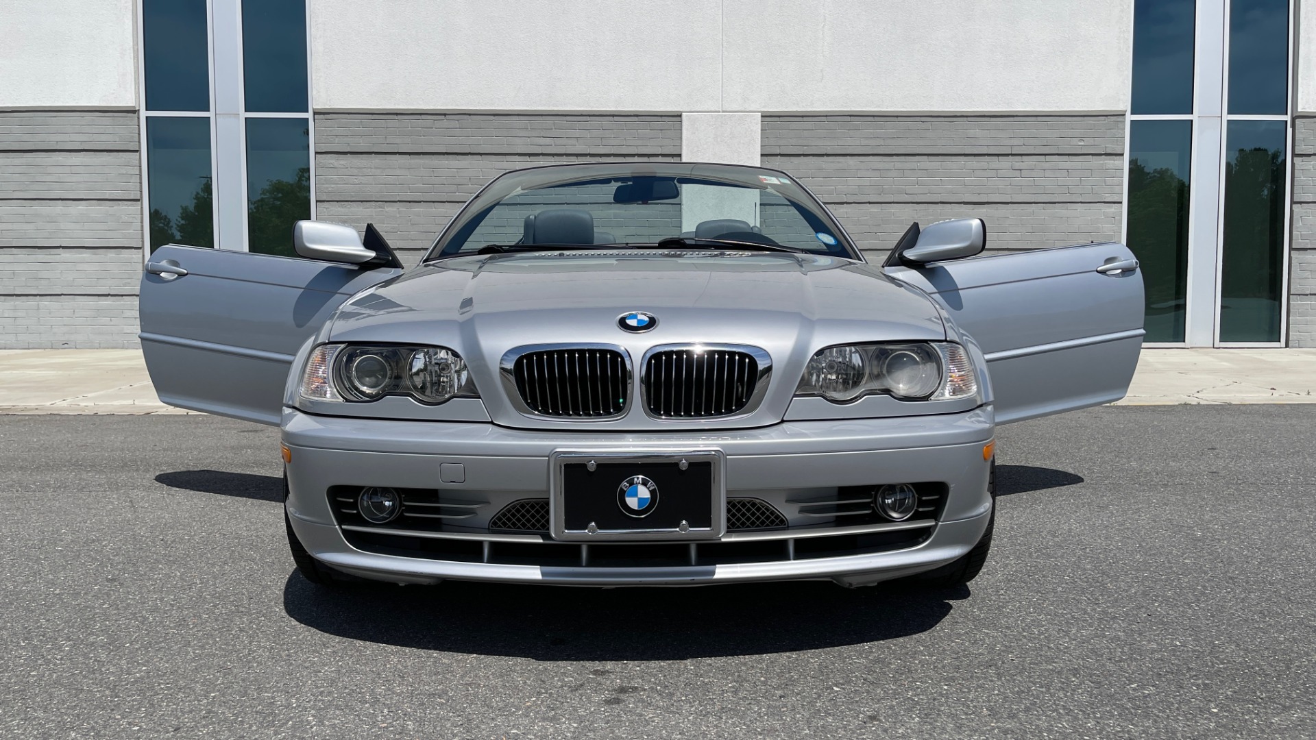 Used 2003 BMW 3 SERIES 330CI PREMIUM CONVERTIBLE / SPORT PKG / XENON HDLTS / STEPTRONIC AUTO for sale Sold at Formula Imports in Charlotte NC 28227 22