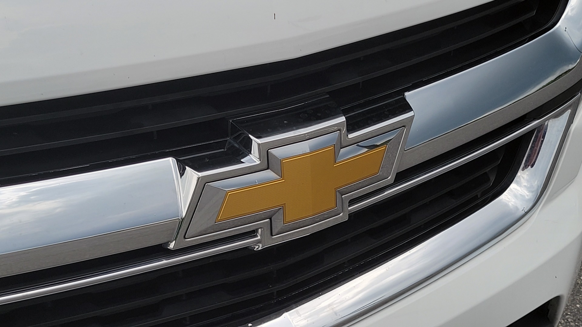 Used 2018 Chevrolet COLORADO EXT CAB / 2.5L / 2WD / 6-SPD AUTO / WORK TRUCK / REARVIEW for sale Sold at Formula Imports in Charlotte NC 28227 41