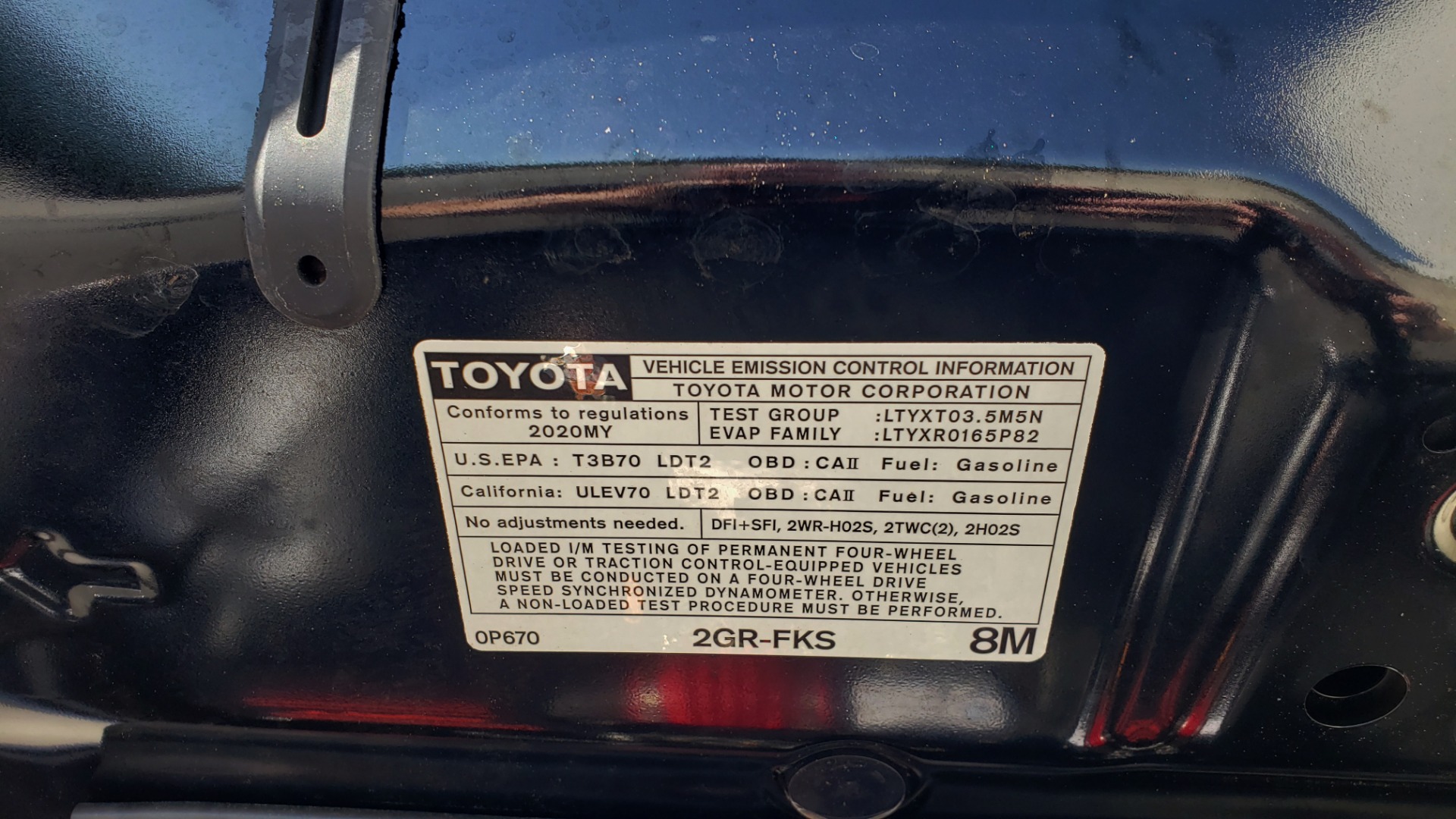 Used 2020 Toyota TACOMA 4WD TRD PRO / DOUBLECAB / 6-SPD MAN / NAV / SUNROOF / REARVIEW for sale Sold at Formula Imports in Charlotte NC 28227 16